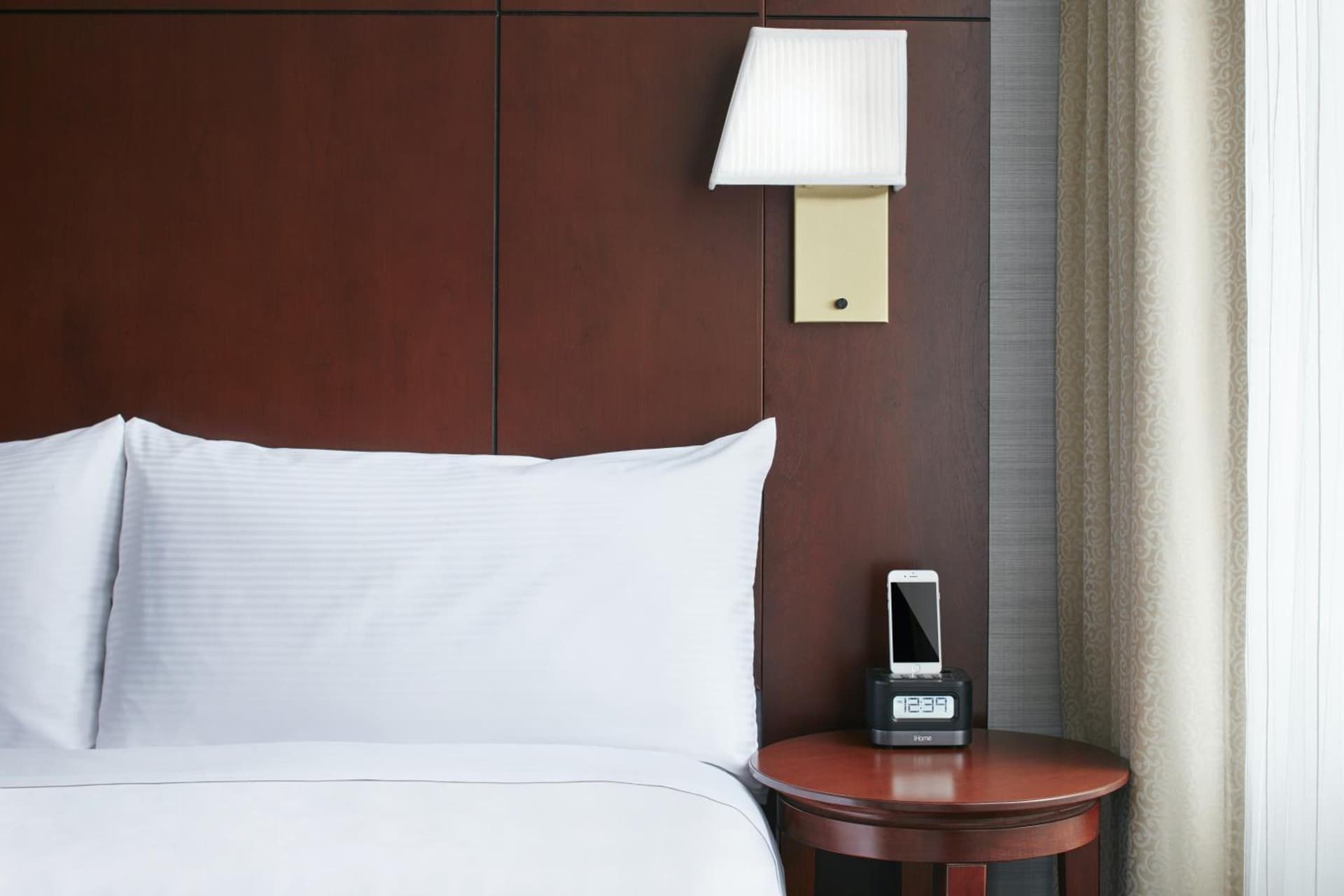 River Hotel interior in Chicago, IL — gallery photo 2