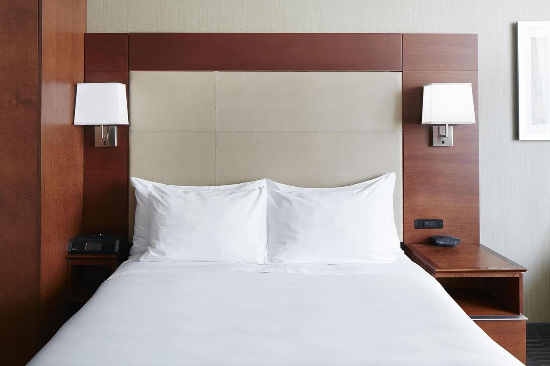 River Hotel property views in Chicago, IL — gallery photo 3