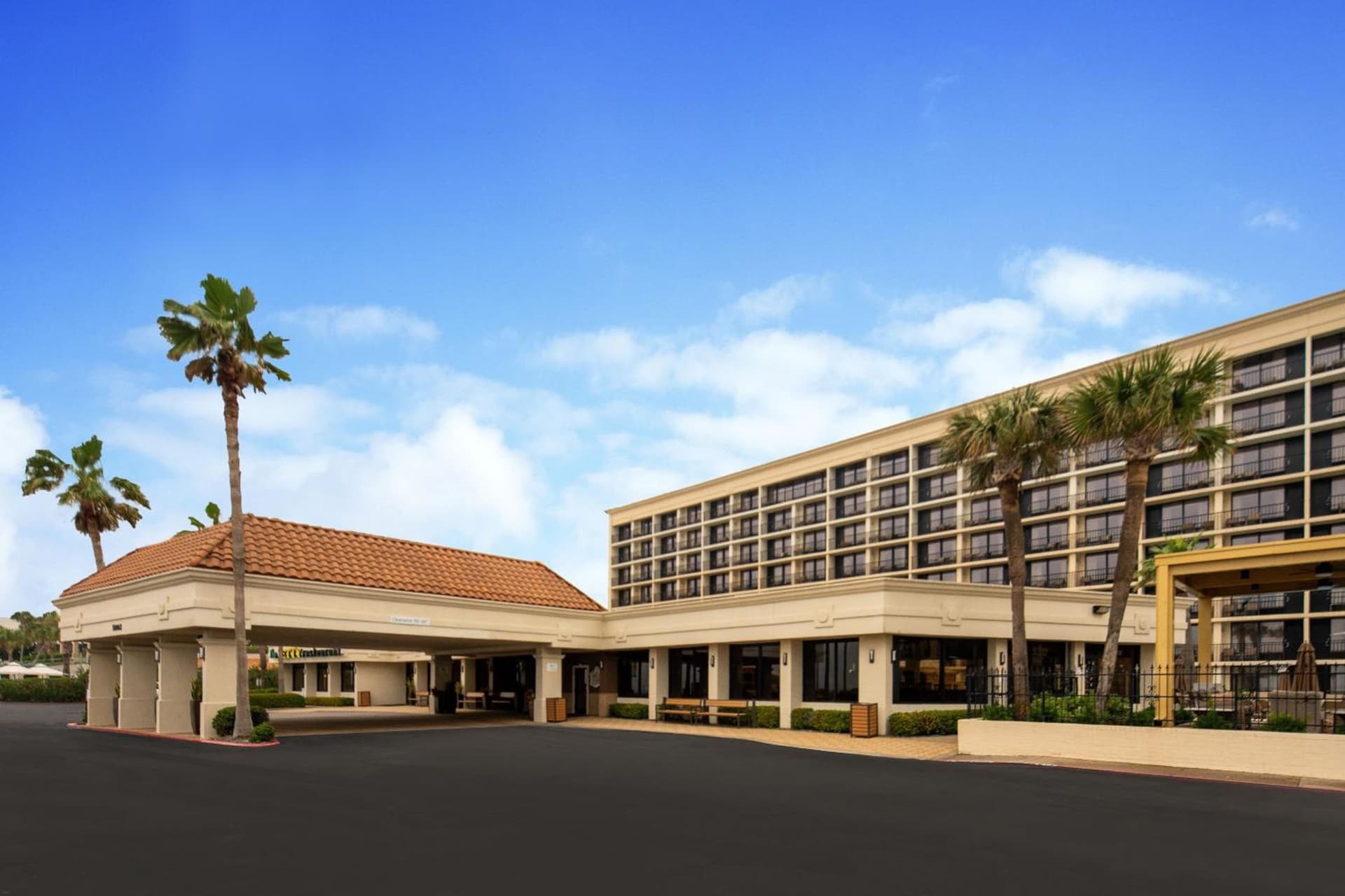 Holiday Inn Resort Galveston - On The Beach by IHG gallery photo in Galveston, TX — image 47