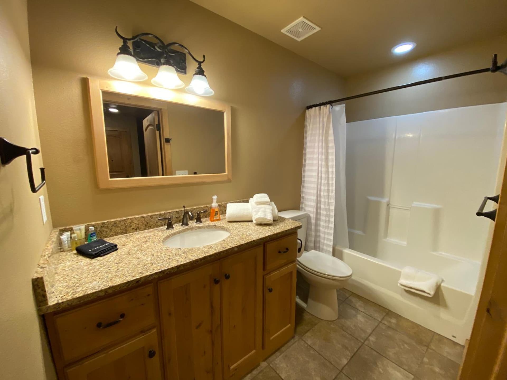 The Raspberry Garden Luxury Hotel & Suites interior in Rexburg, ID — gallery photo 2