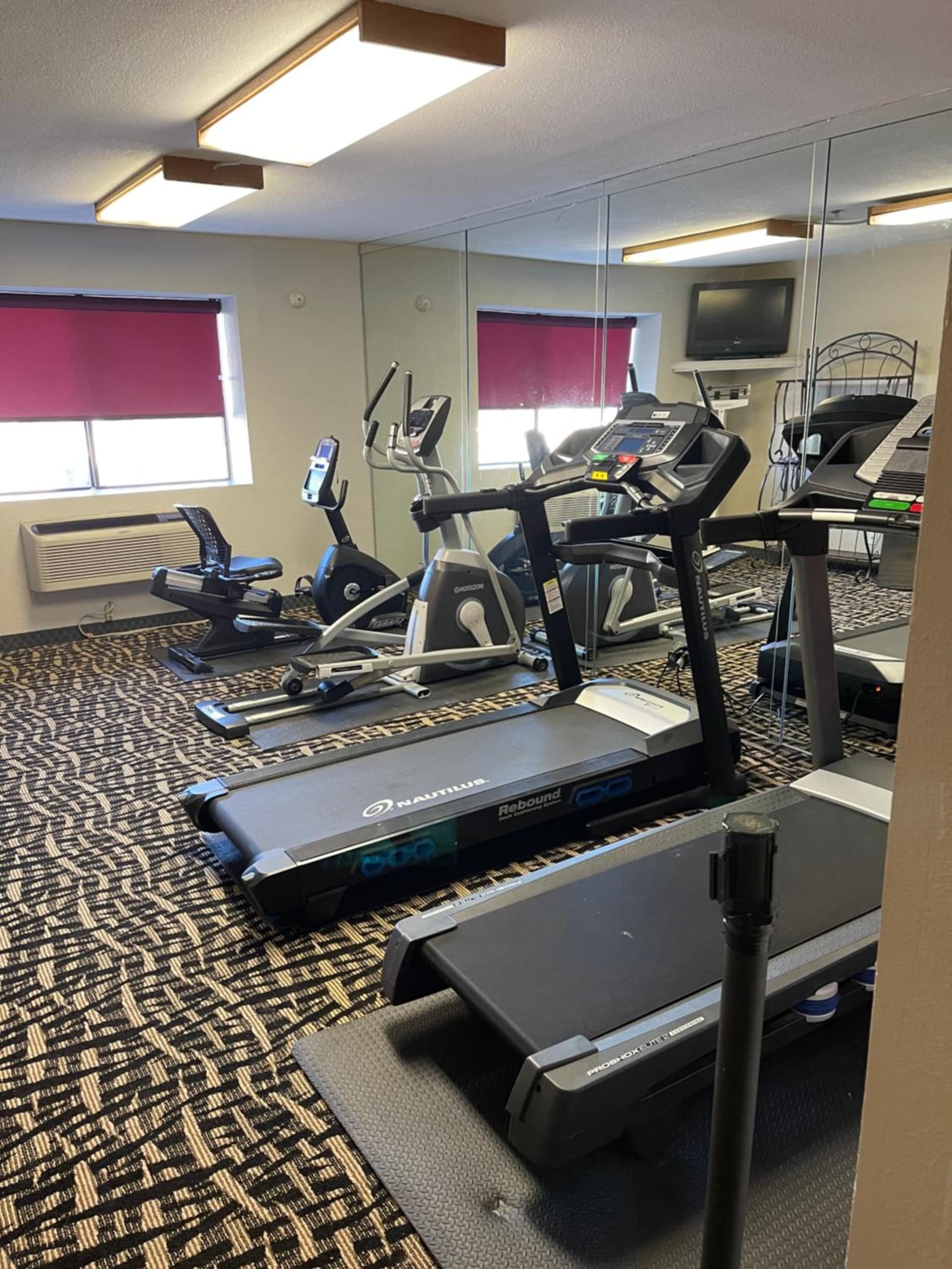 Ramada by Wyndham Oklahoma City Airport North gallery photo in Oklahoma City, OK — image 58