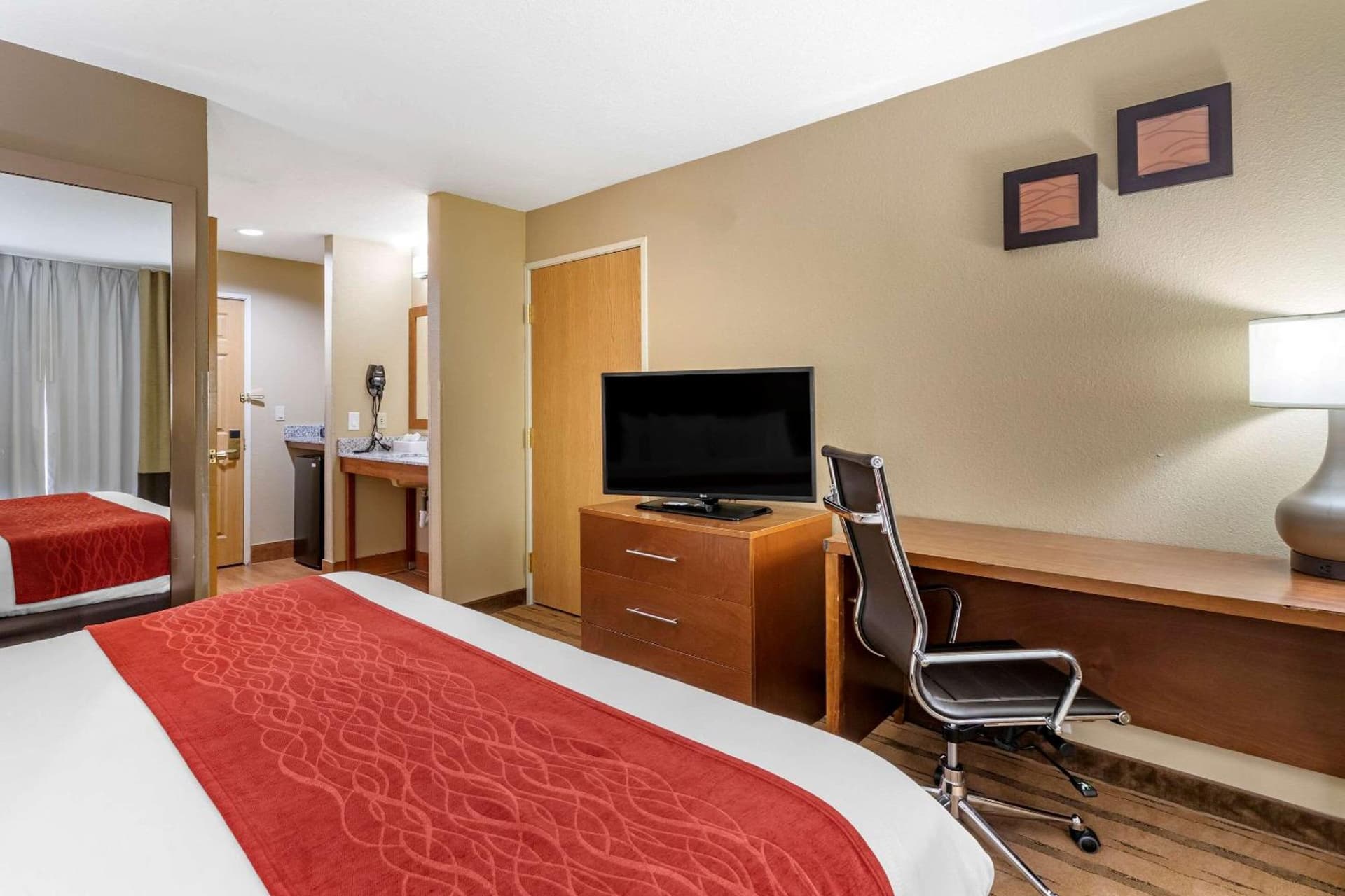 Comfort Inn & Suites Cedar Rapids North - Collins Road gallery photo in Cedar Rapids, IA — image 30