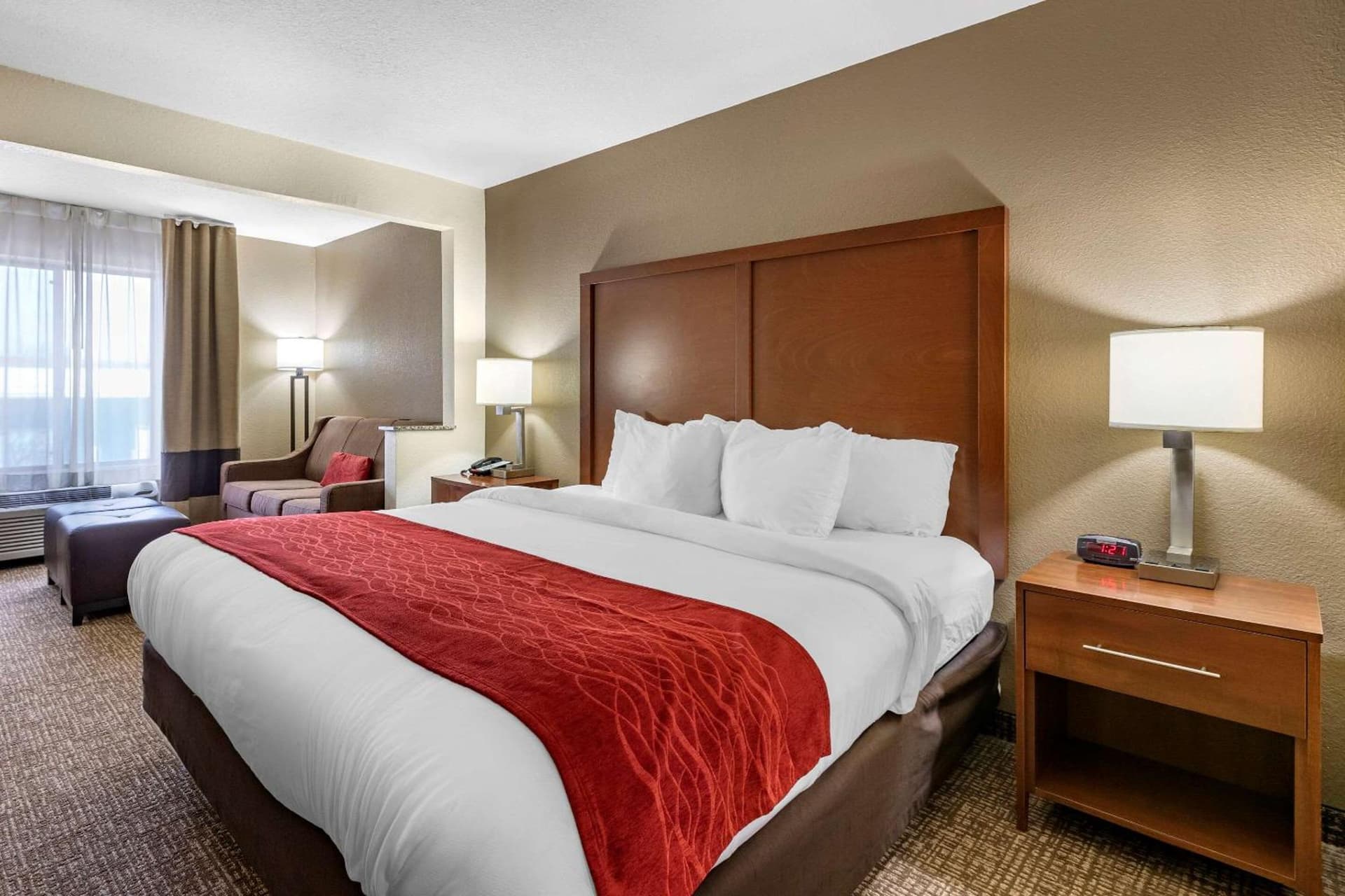 Comfort Inn & Suites Cedar Rapids North - Collins Road gallery photo in Cedar Rapids, IA — image 53