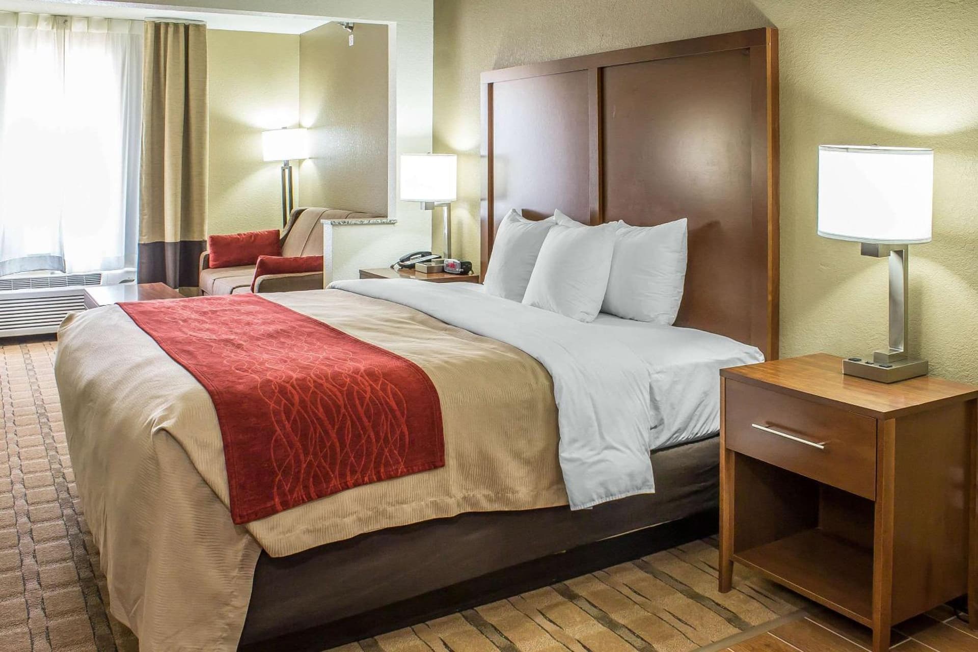 Comfort Inn & Suites Cedar Rapids North - Collins Road gallery photo in Cedar Rapids, IA — image 19