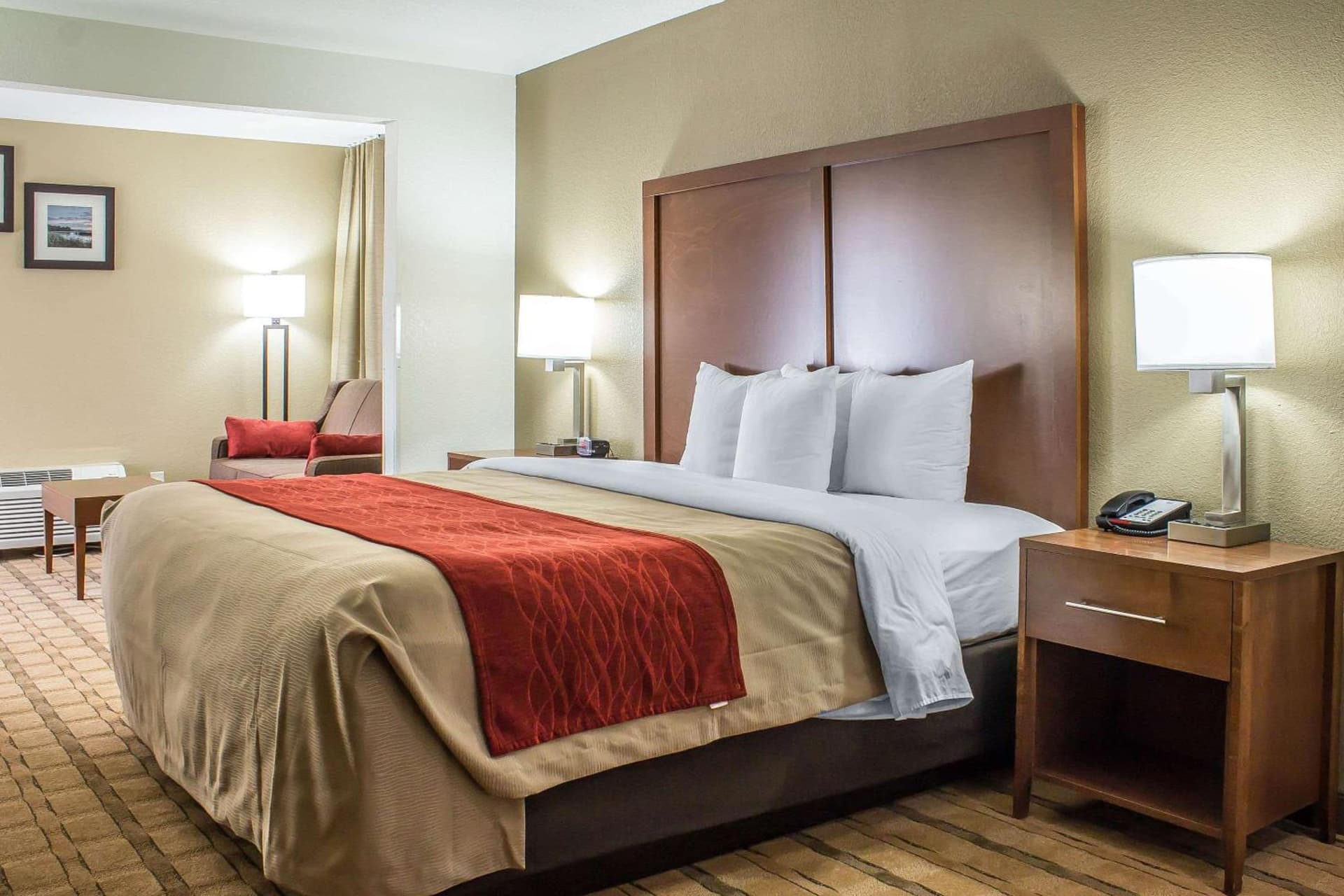 Comfort Inn & Suites Cedar Rapids North - Collins Road gallery photo in Cedar Rapids, IA — image 61