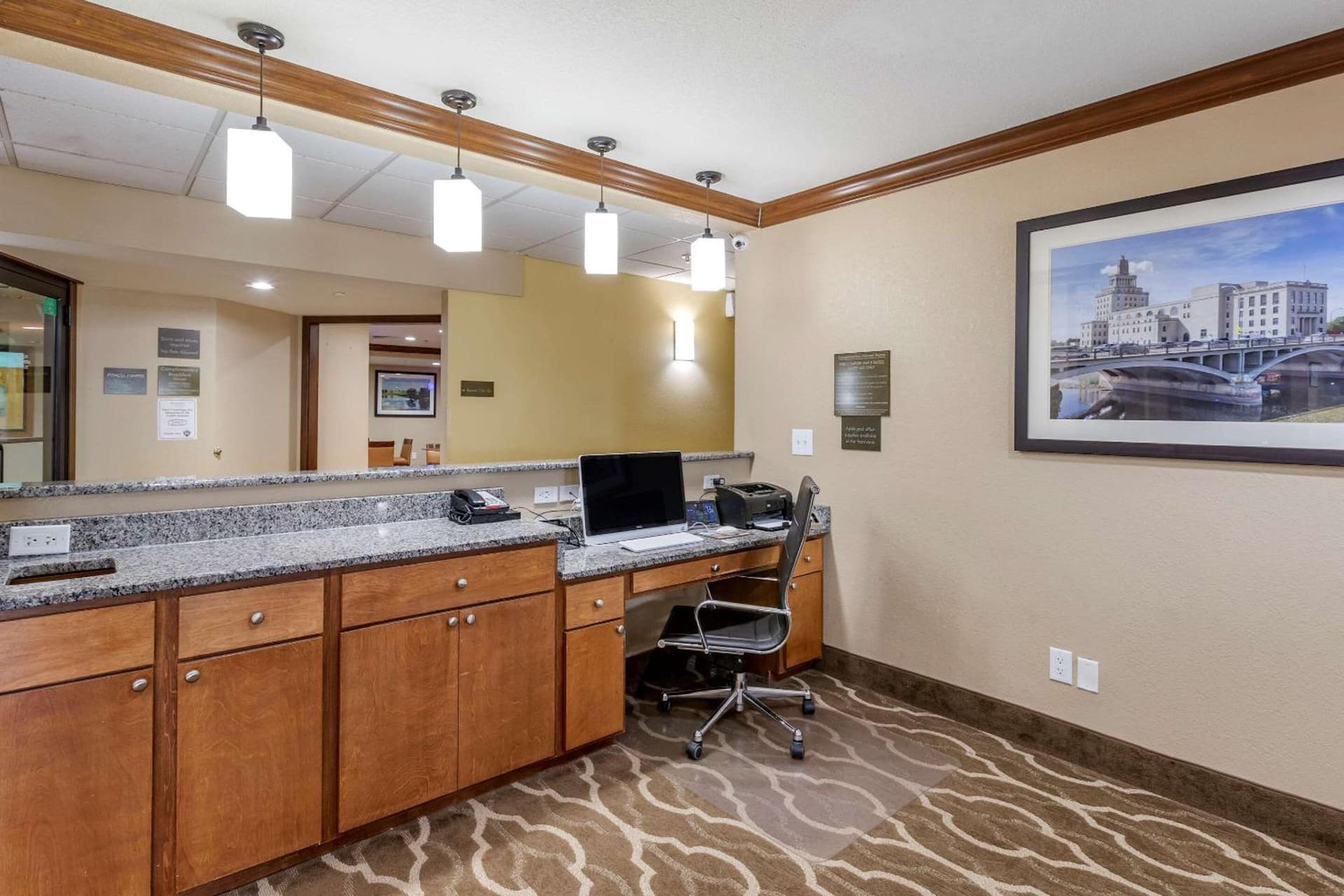 Comfort Inn & Suites Cedar Rapids North - Collins Road gallery photo in Cedar Rapids, IA — image 22