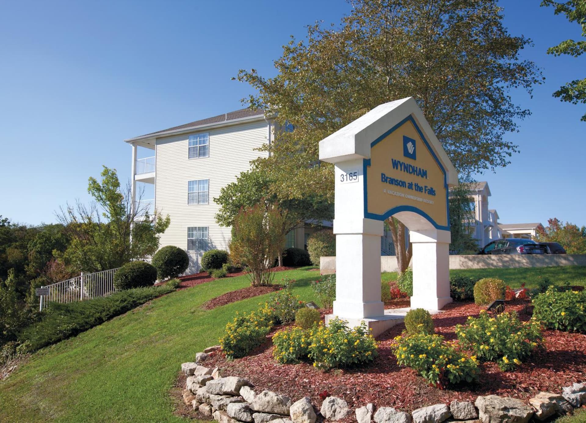 Club Wyndham Branson at The Falls featured exterior or lobby in Branson, MO — similar hotel
