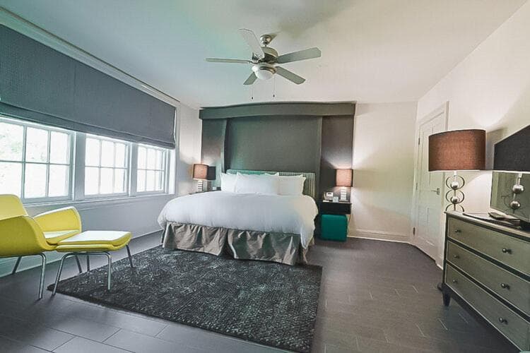 White House Hotel interior in Biloxi, MS — gallery photo 2