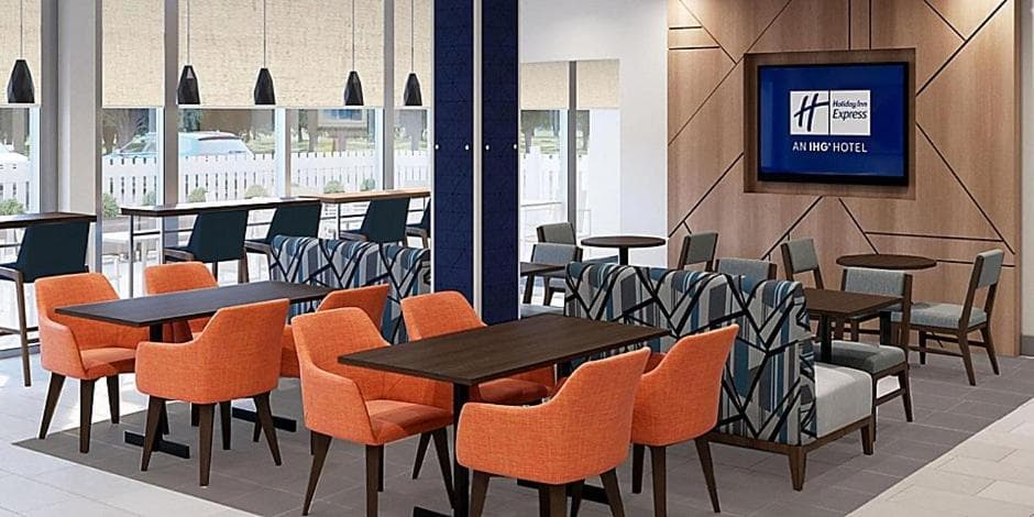 Holiday Inn Express & Suites Charlottesville by IHG gallery photo in Charlottesville, VA — image 156