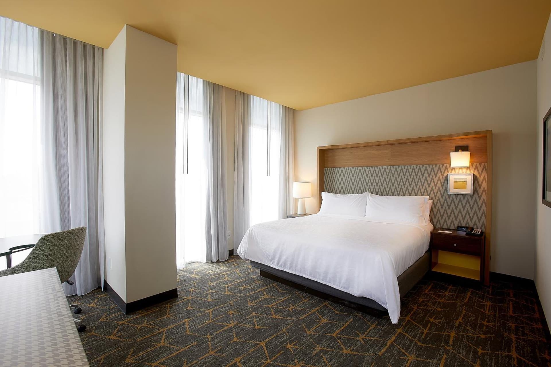 Holiday Inn Louisville Downtown by IHG property views in Louisville, KY — gallery photo 3