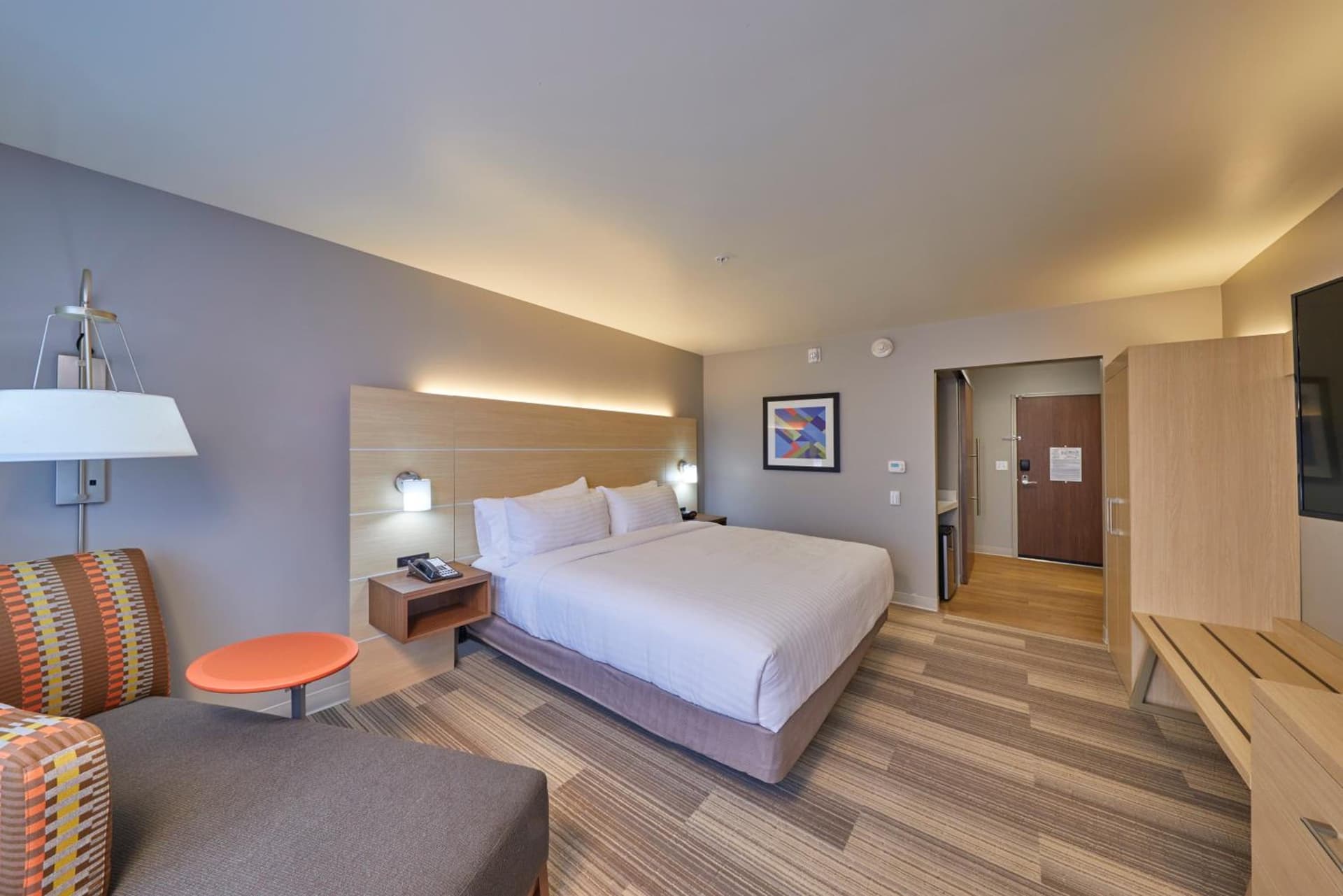 Holiday Inn Express & Suites - Hermiston Downtown by IHG interior in Hermiston, OR — gallery photo 2