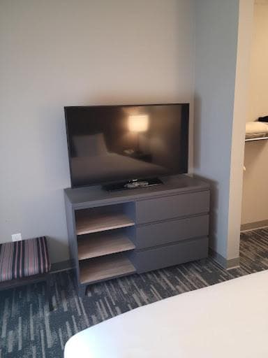 Country Inn & Suites by Radisson, Madison, WI gallery photo in Madison, WI — image 15
