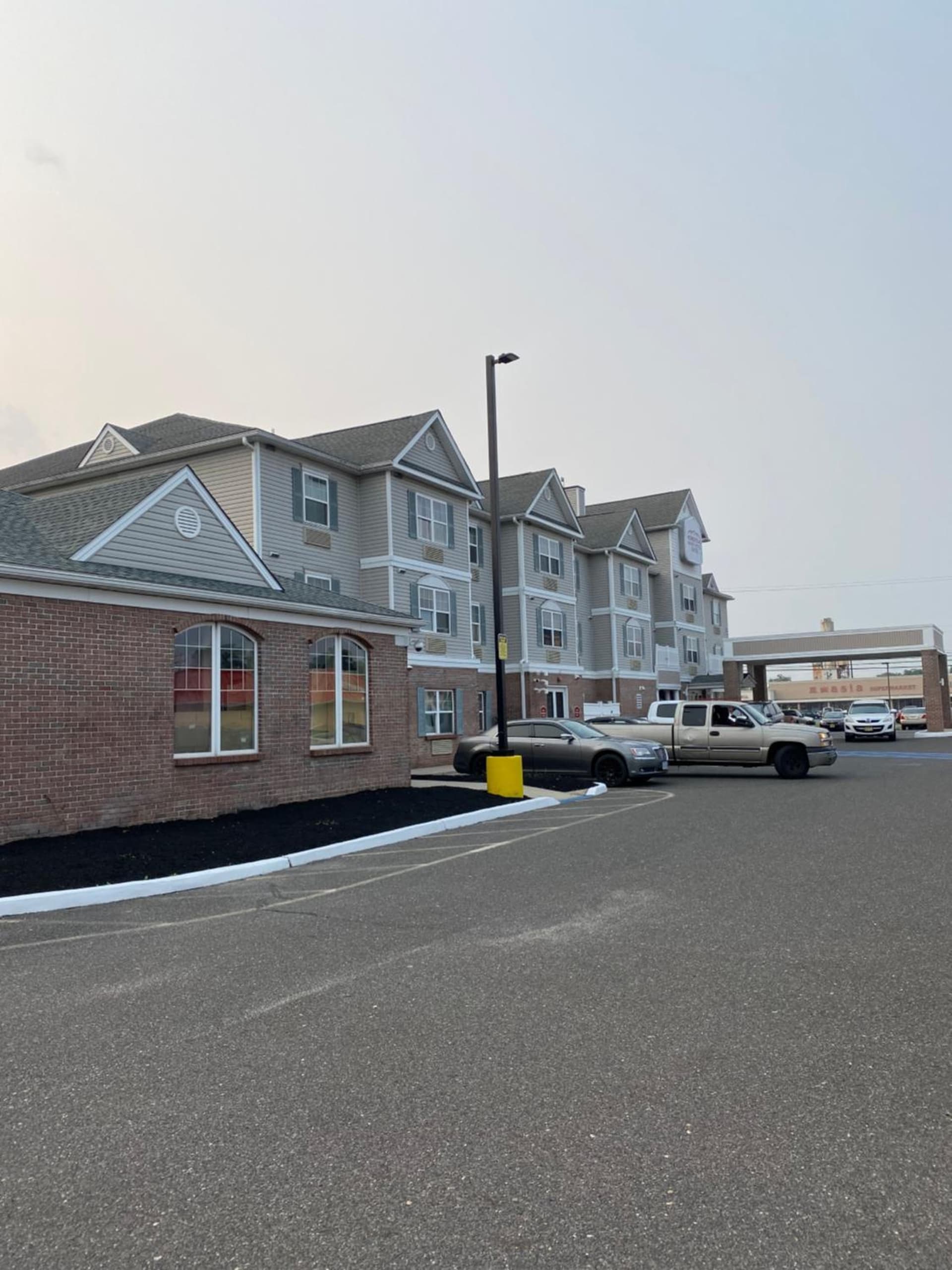 Homestead Lodge Apart Hotel interior in Pleasantville, NJ — gallery photo 2