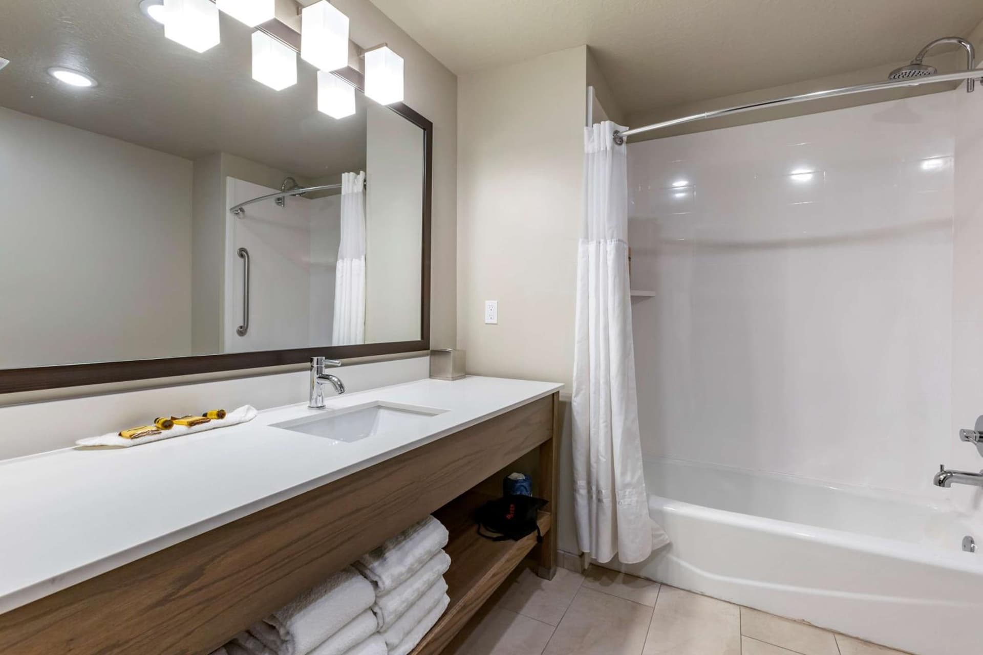 Best Western Plus Zion Canyon Inn & Suites gallery photo in Springdale, UT — image 32