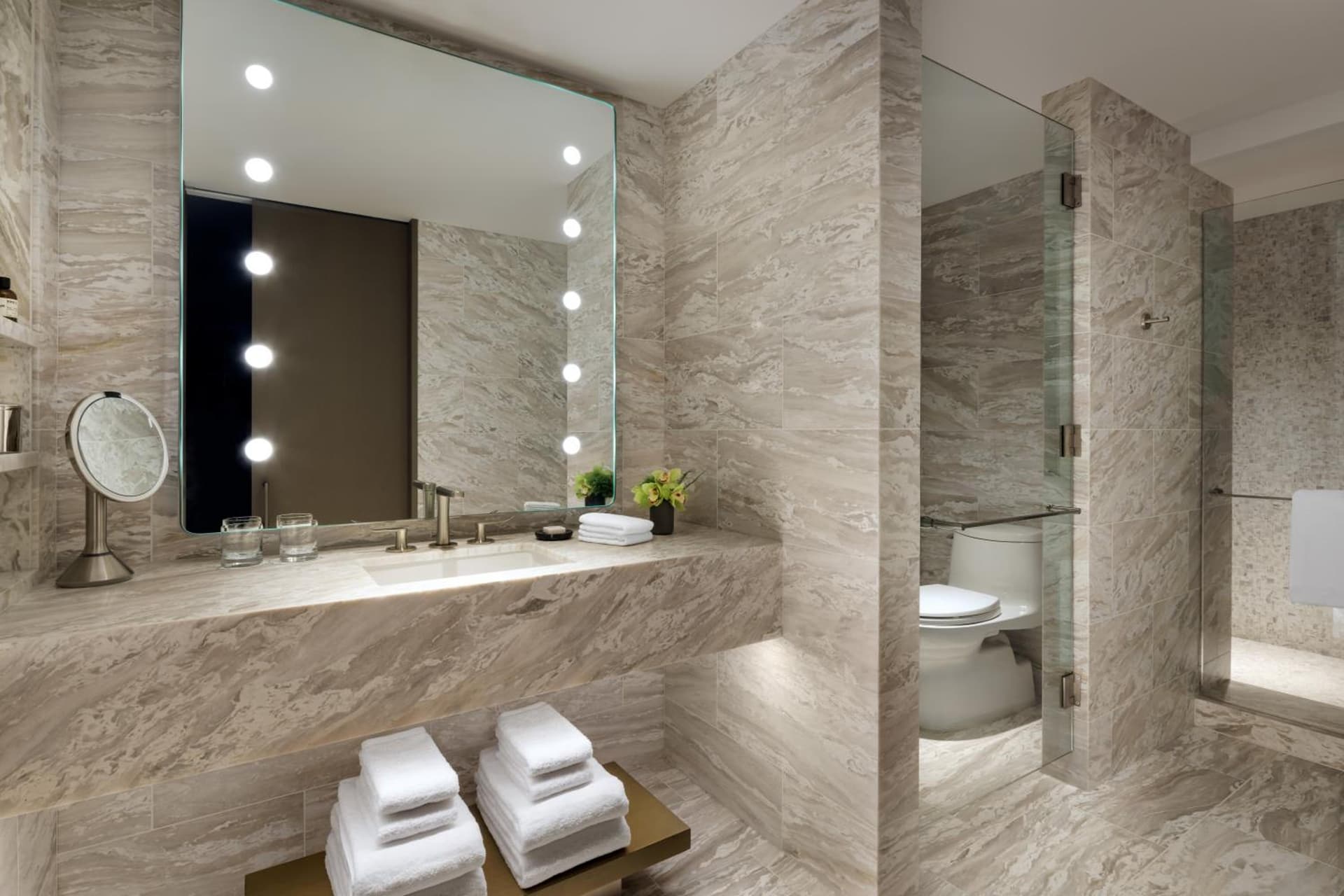 Fairmont Century Plaza Gold Experience gallery photo in Los Angeles, CA — image 58