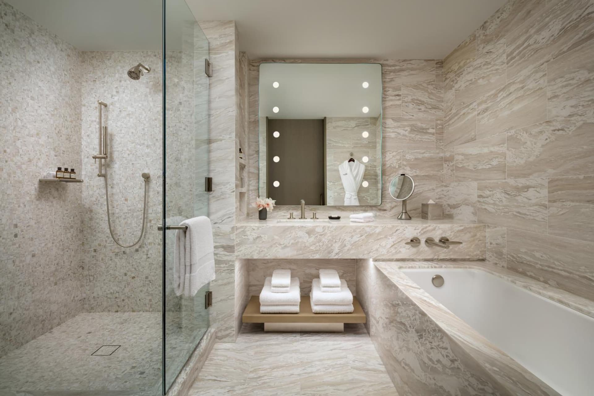 Fairmont Century Plaza Gold Experience gallery photo in Los Angeles, CA — image 80