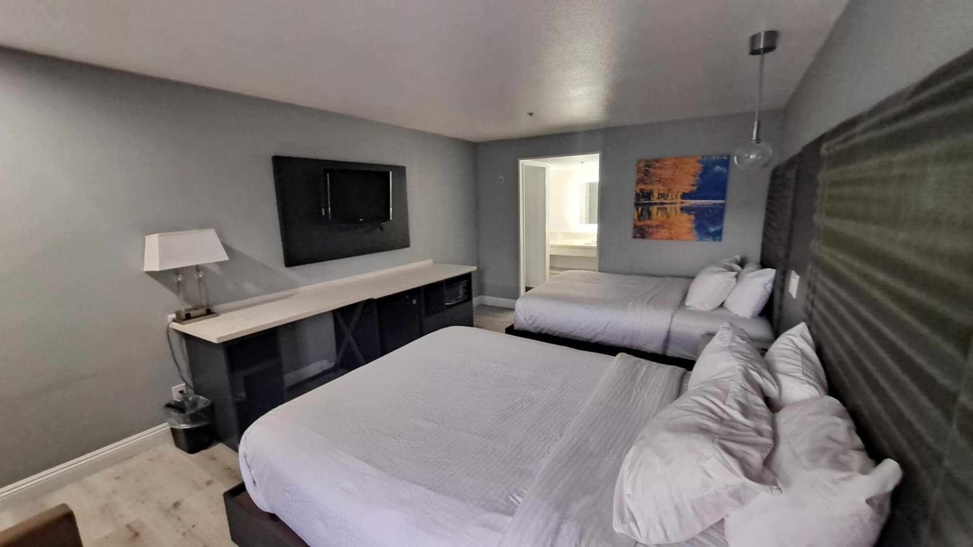 Clarion Pointe El Cajon San Diego East gallery photo in El Cajon, CA — image 6