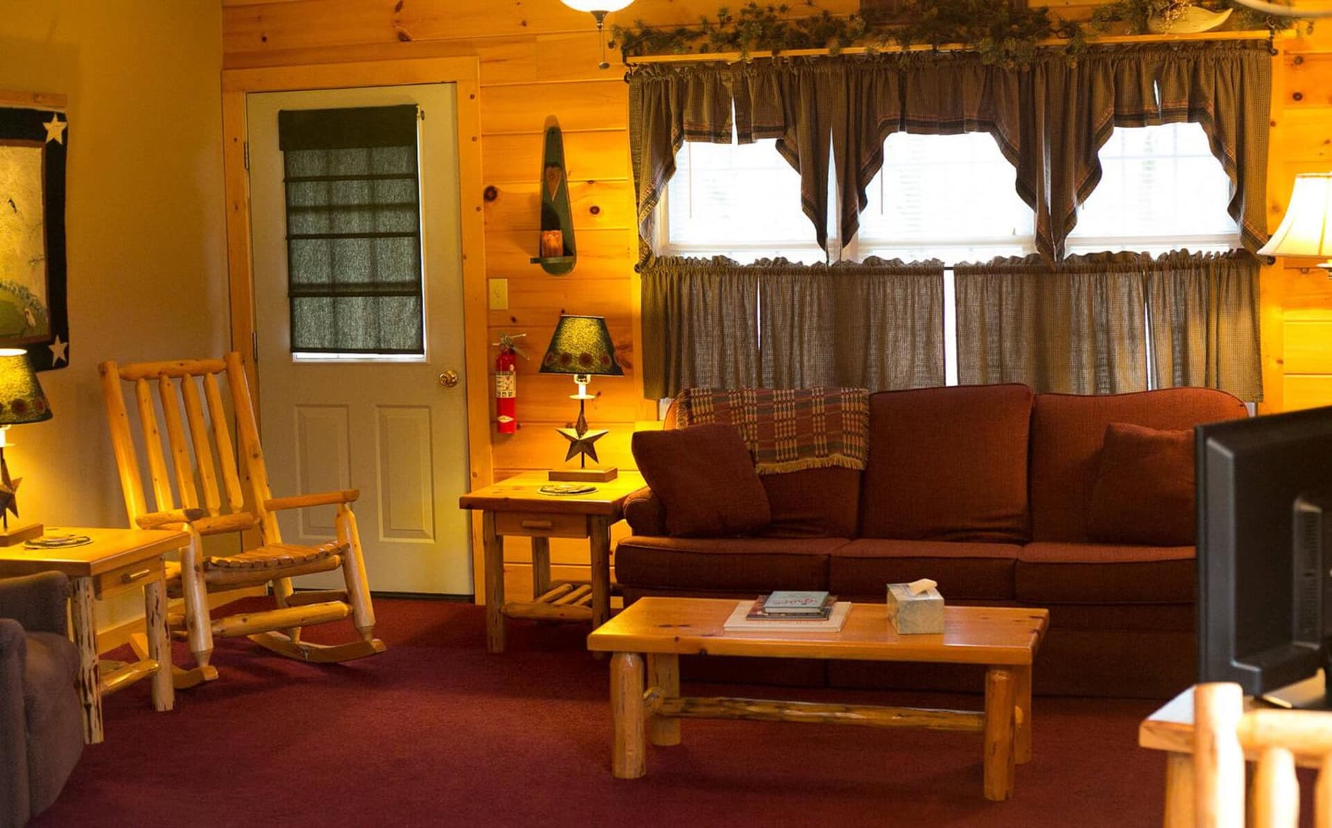 Blessing Lodge by Amish Country Lodging gallery photo in Berlin, OH — image 37