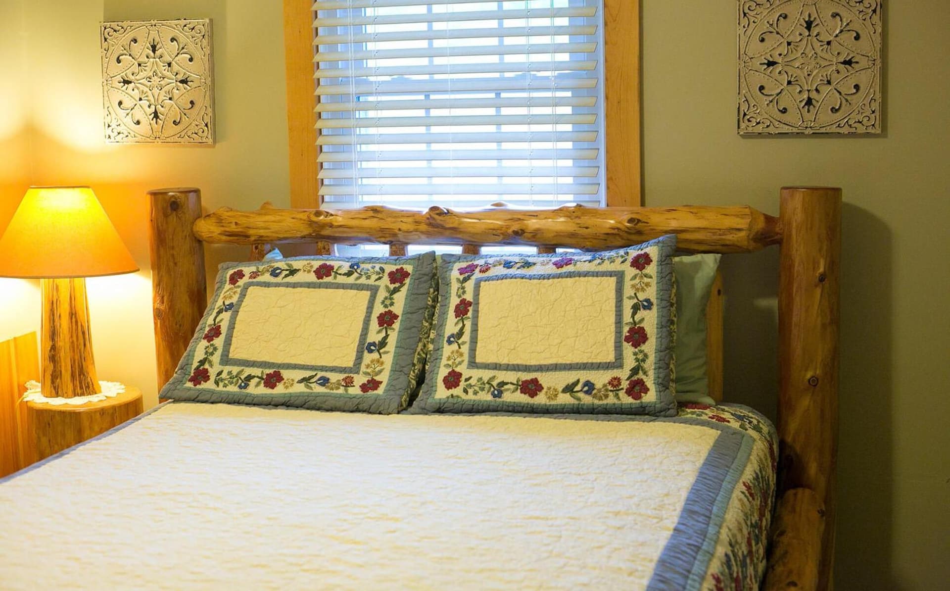 Blessing Lodge by Amish Country Lodging property views in Berlin, OH — gallery photo 3