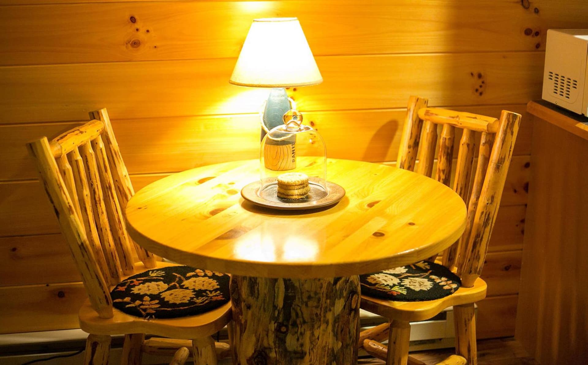 Blessing Lodge by Amish Country Lodging gallery photo in Berlin, OH — image 55