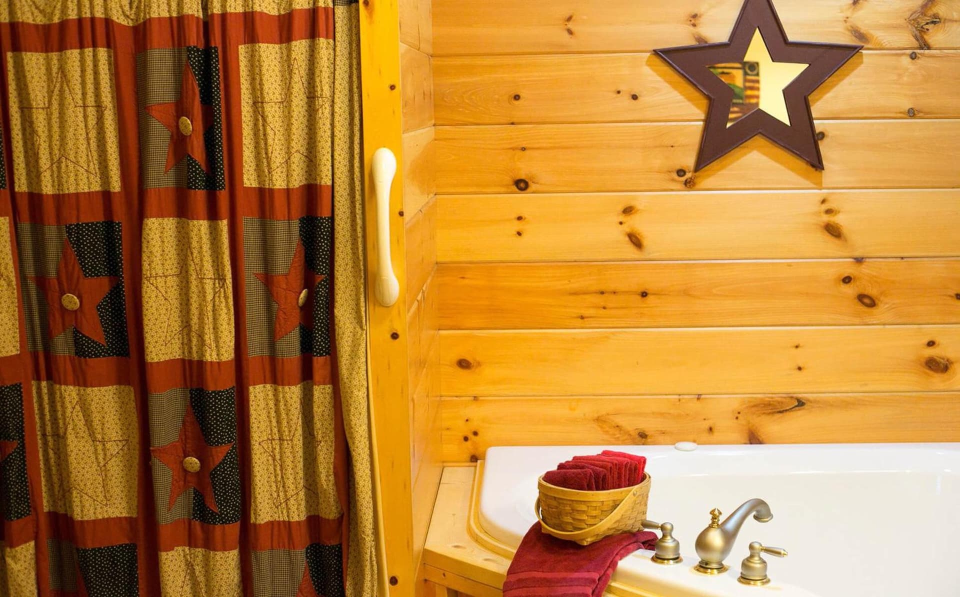 Blessing Lodge by Amish Country Lodging gallery photo in Berlin, OH — image 17