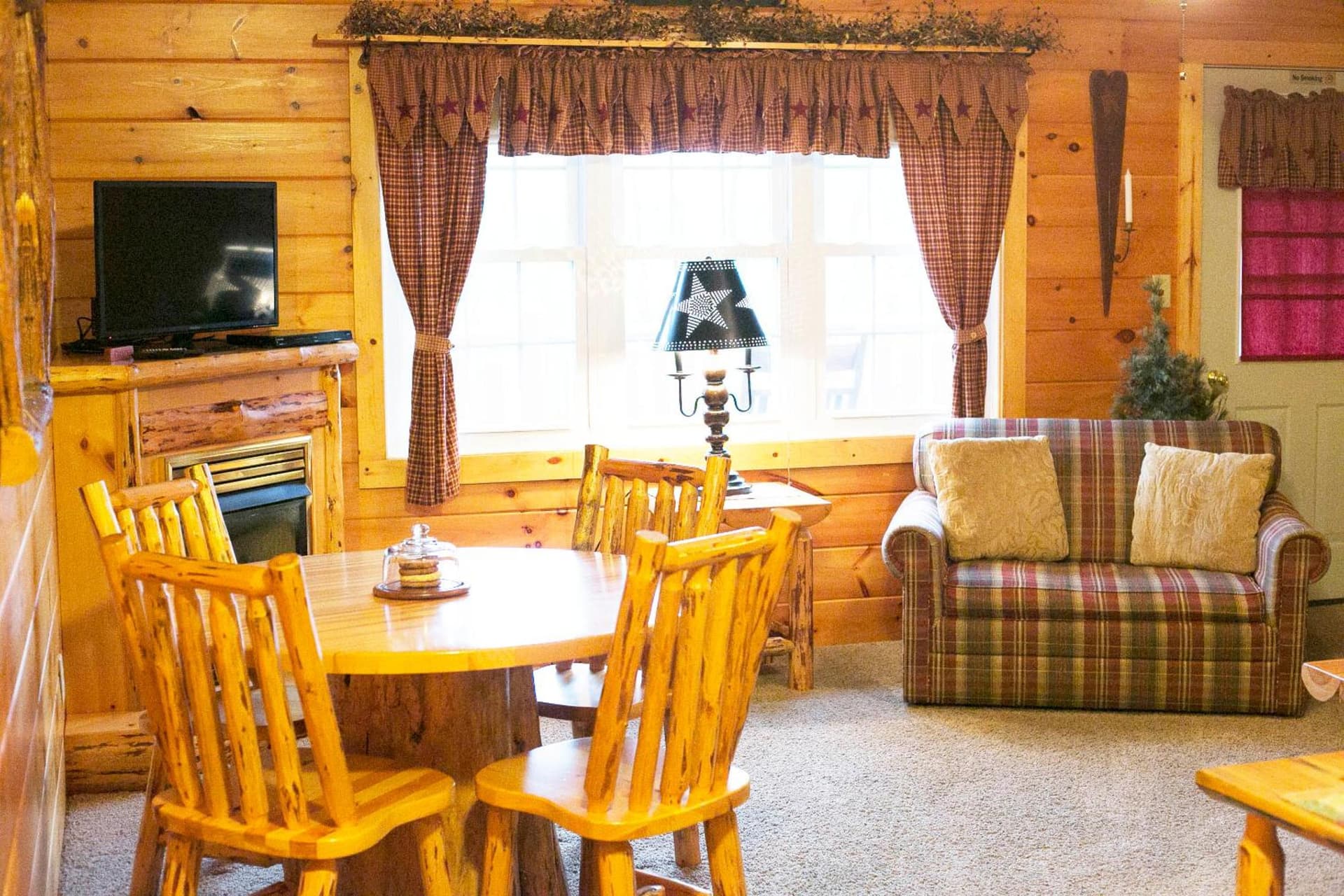 Blessing Lodge by Amish Country Lodging gallery photo in Berlin, OH — image 18