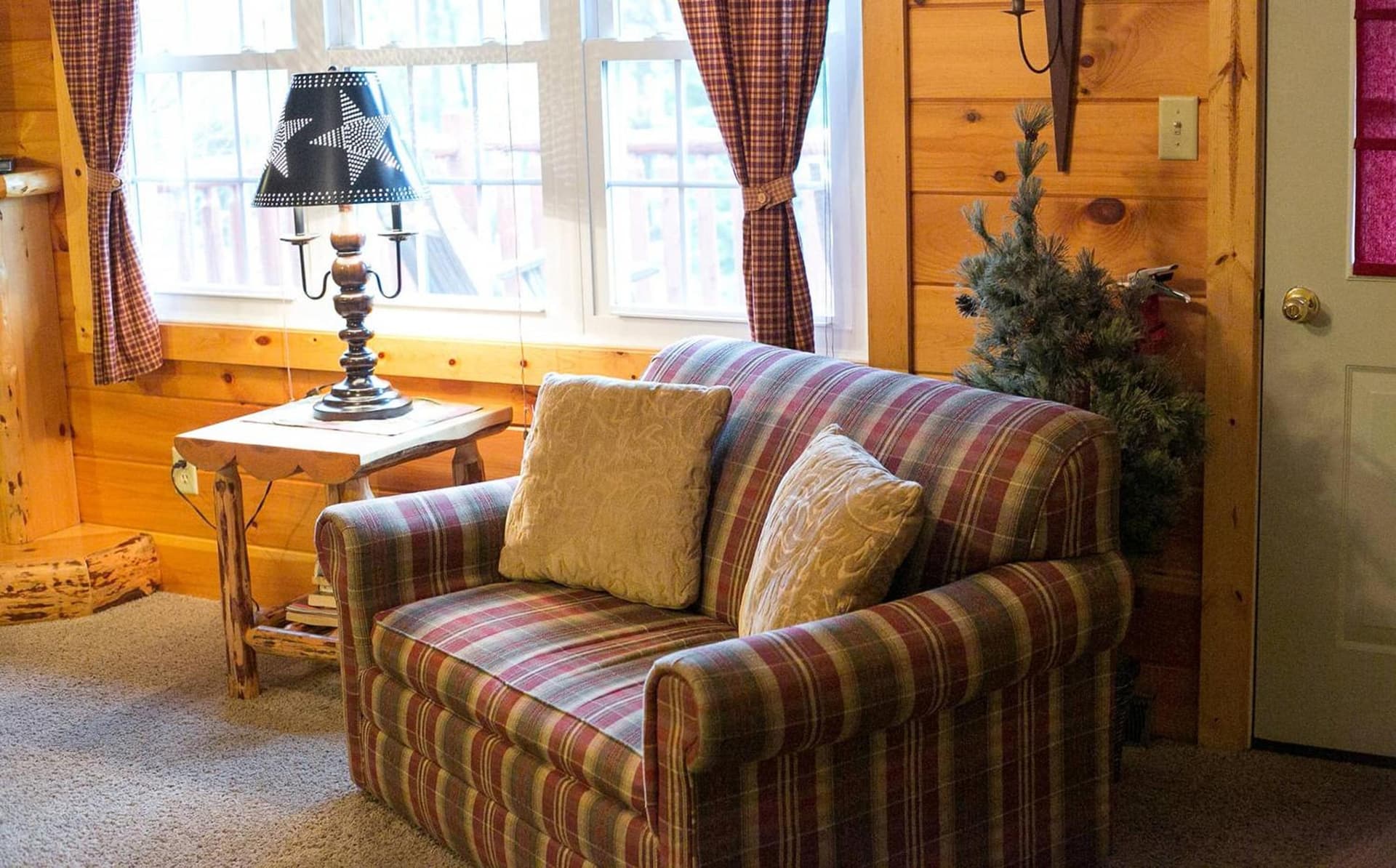 Blessing Lodge by Amish Country Lodging gallery photo in Berlin, OH — image 34