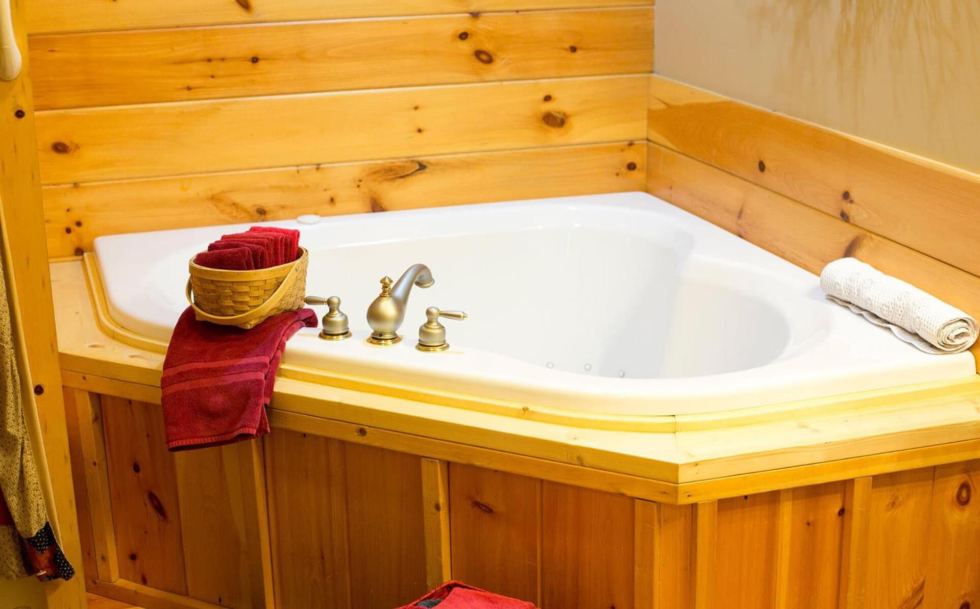 Blessing Lodge by Amish Country Lodging gallery photo in Berlin, OH — image 13