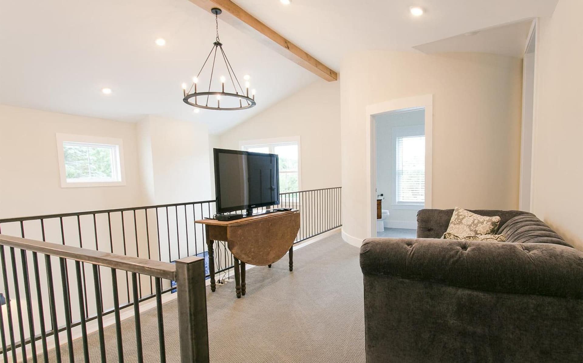 Farmhouse Suites by Amish Country Lodging gallery photo in Millersburg, OH — image 49