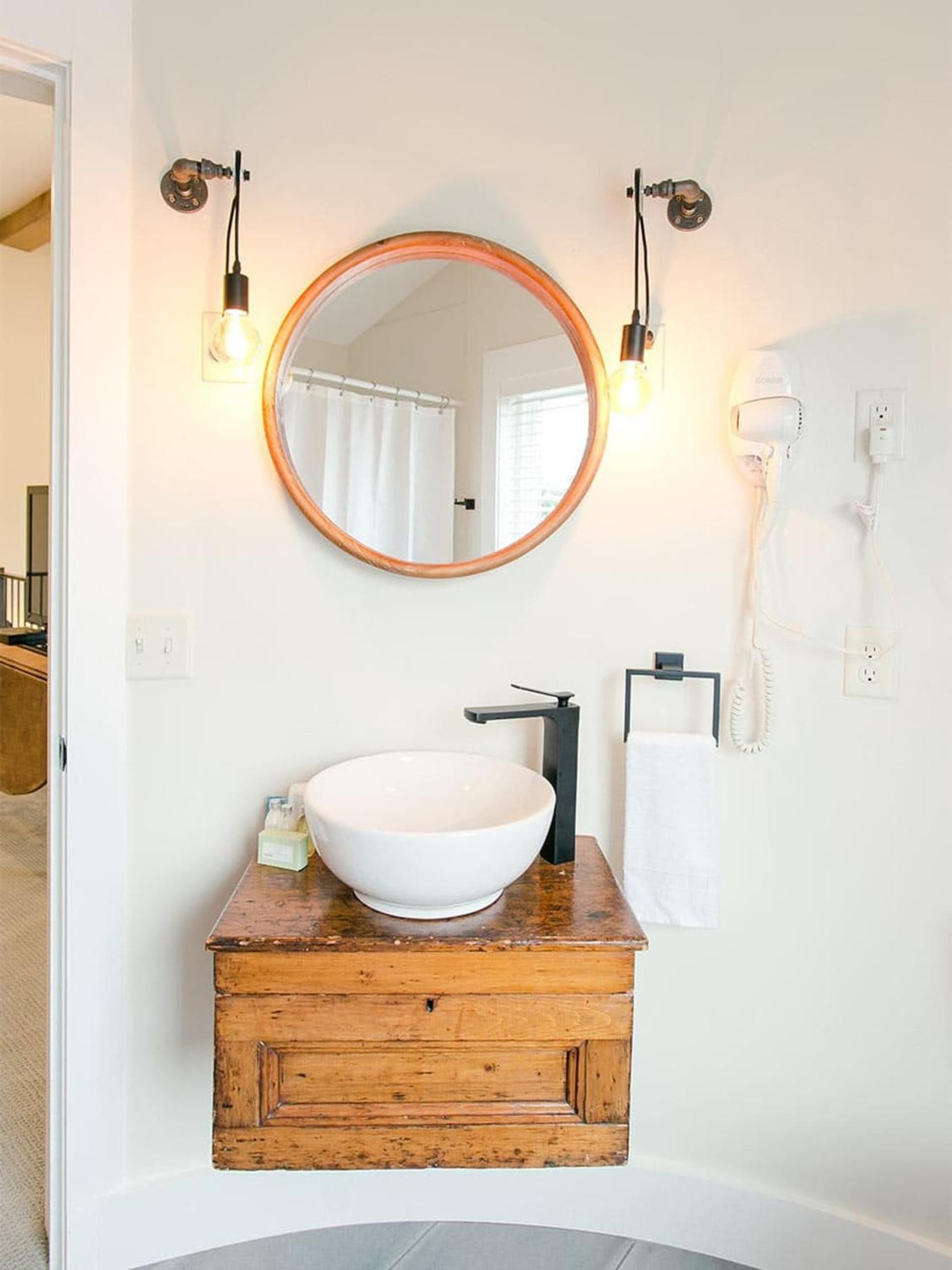 Farmhouse Suites by Amish Country Lodging gallery photo in Millersburg, OH — image 48