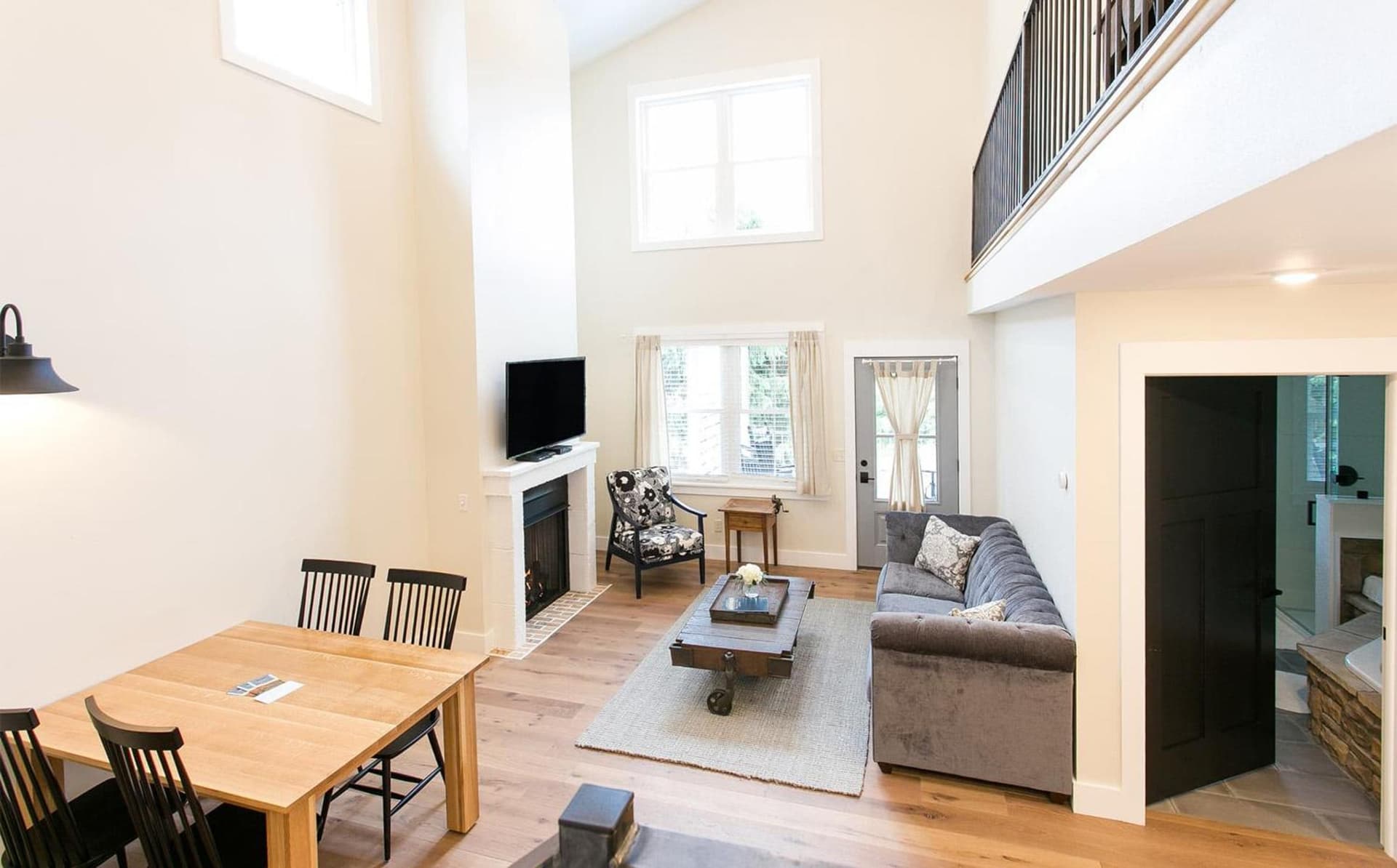 Farmhouse Suites by Amish Country Lodging gallery photo in Millersburg, OH — image 53