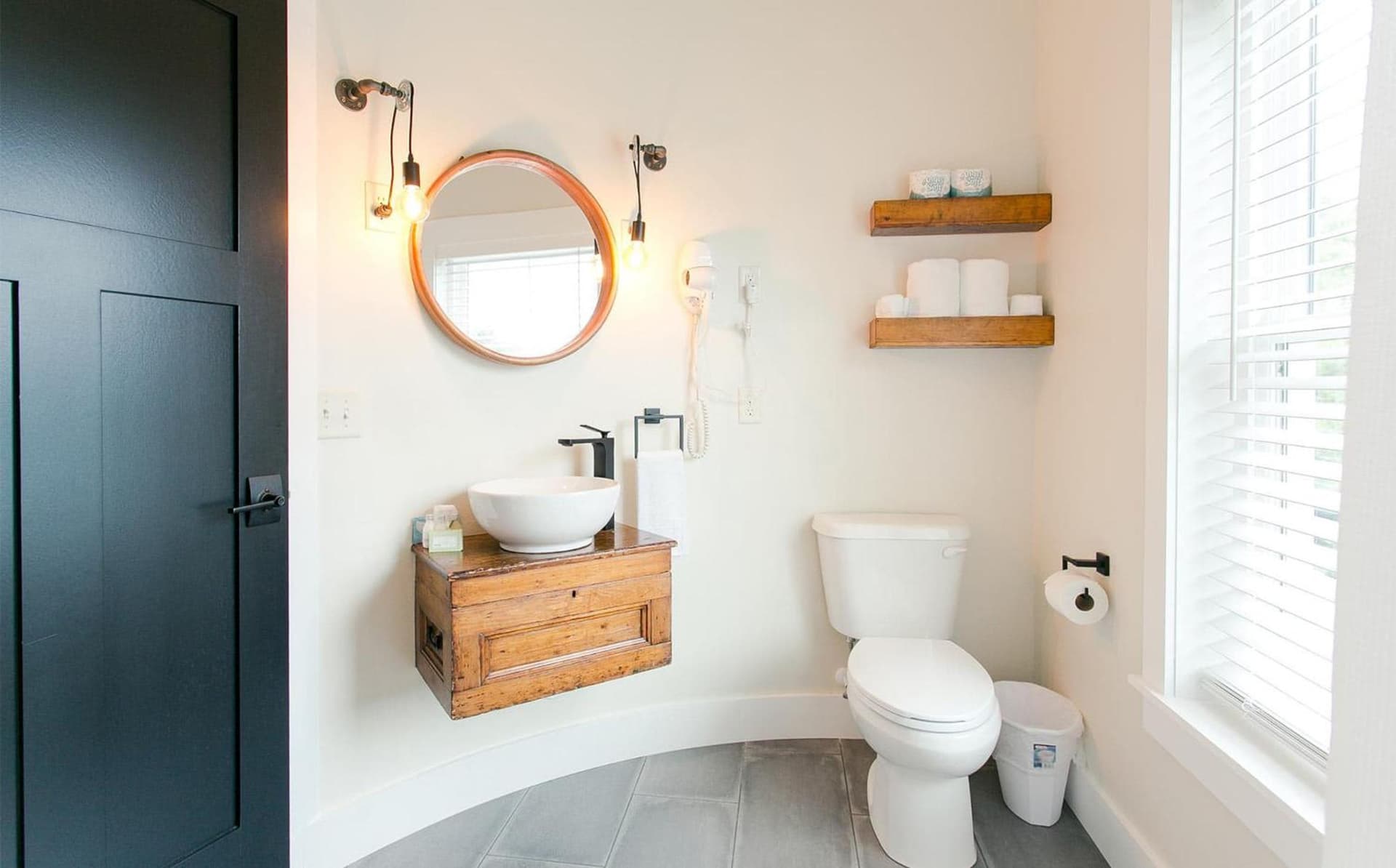Farmhouse Suites by Amish Country Lodging gallery photo in Millersburg, OH — image 22