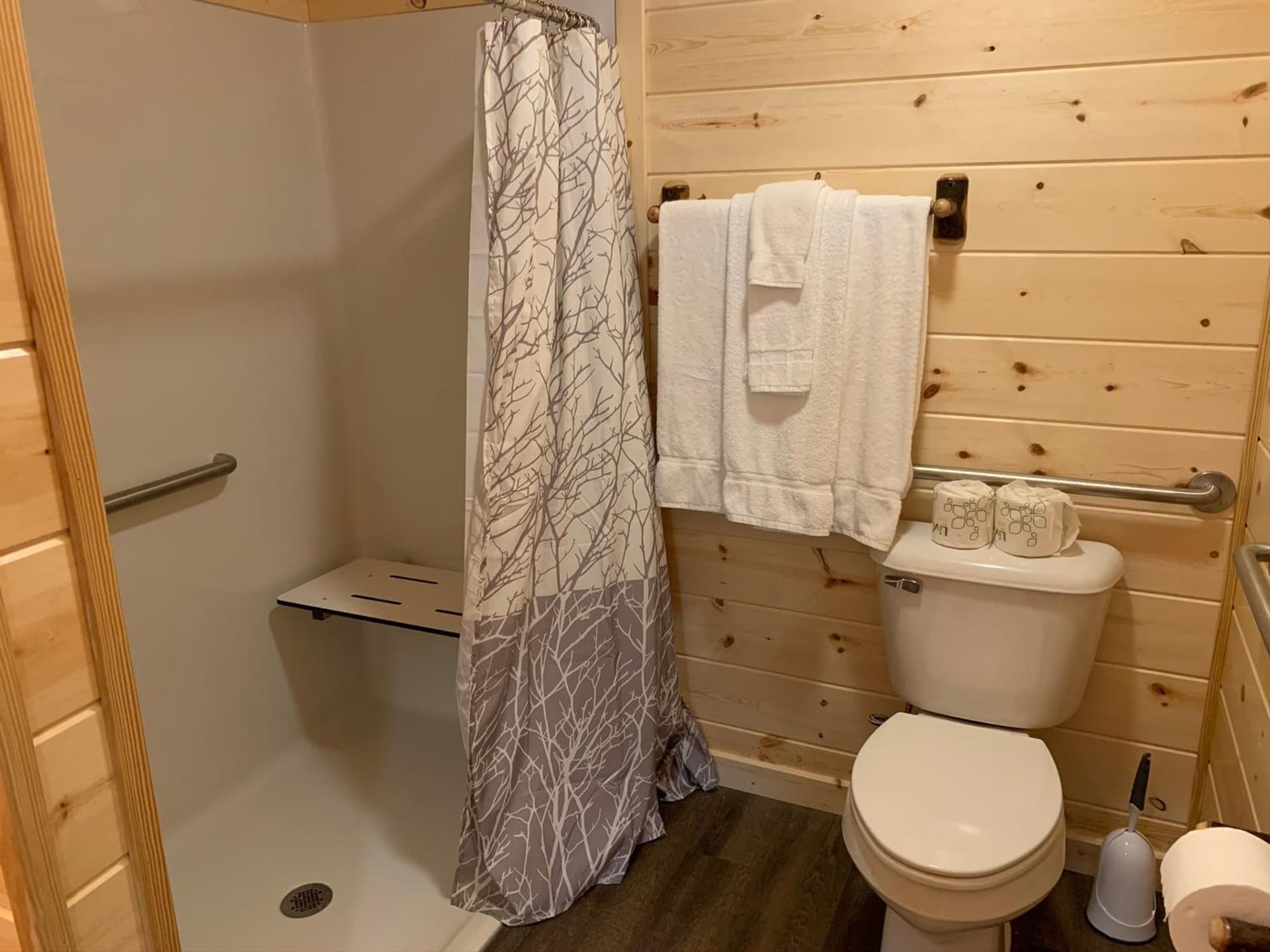 Waterview Lodge by Amish Country Lodging gallery photo in Millersburg, OH — image 26