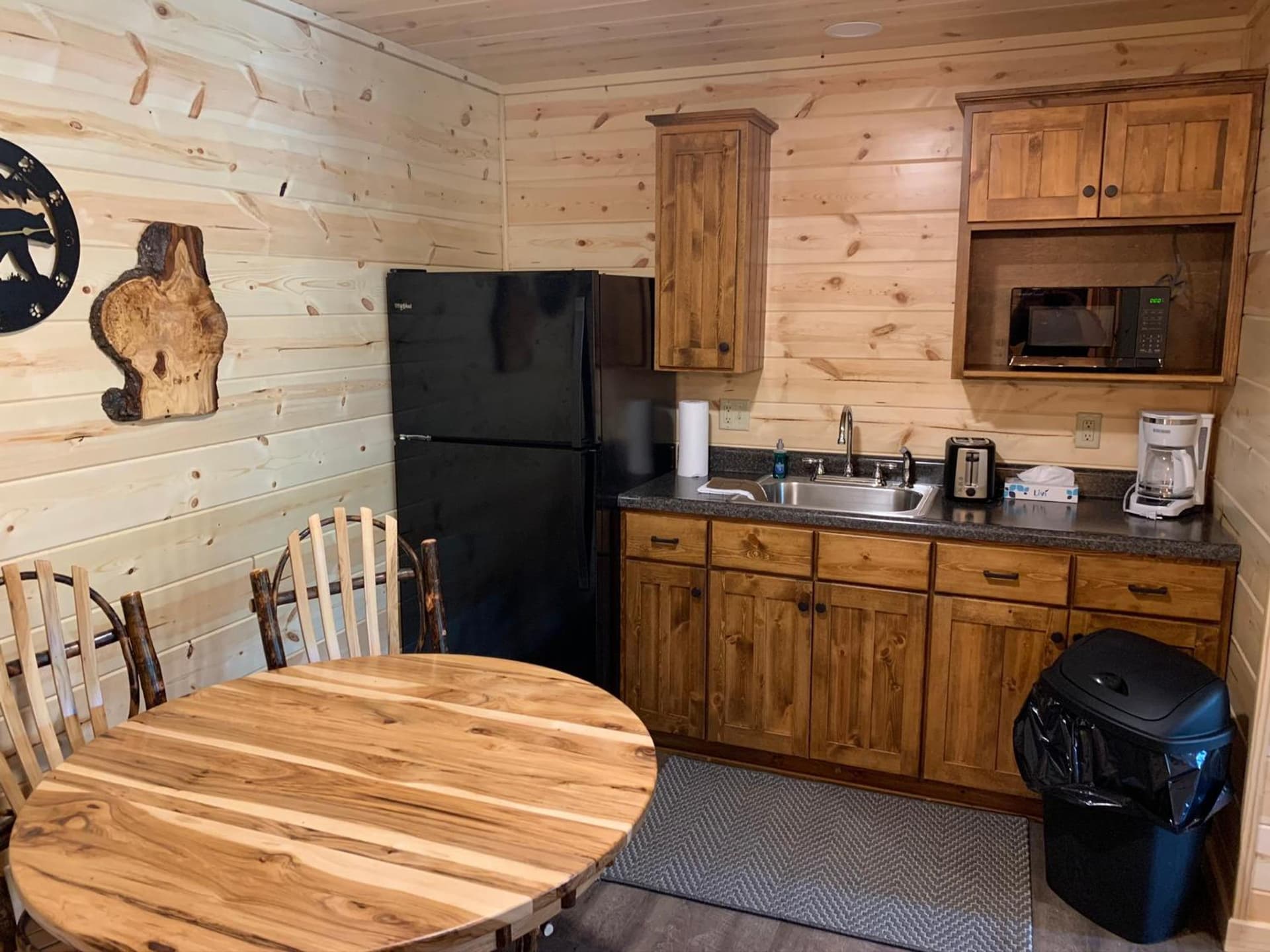 Waterview Lodge by Amish Country Lodging gallery photo in Millersburg, OH — image 8