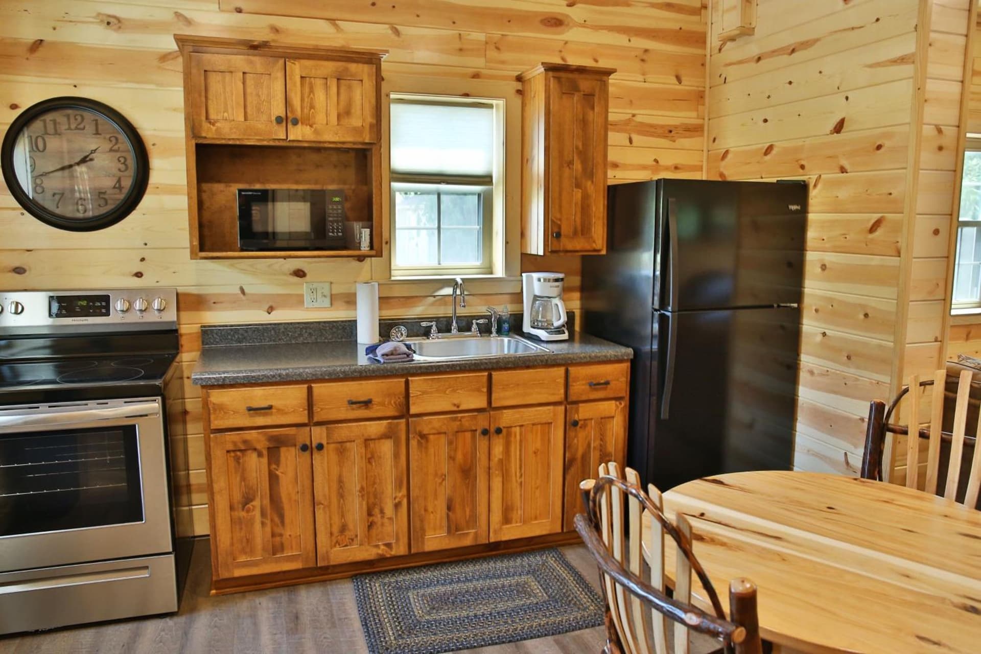 Waterview Lodge by Amish Country Lodging gallery photo in Millersburg, OH — image 27