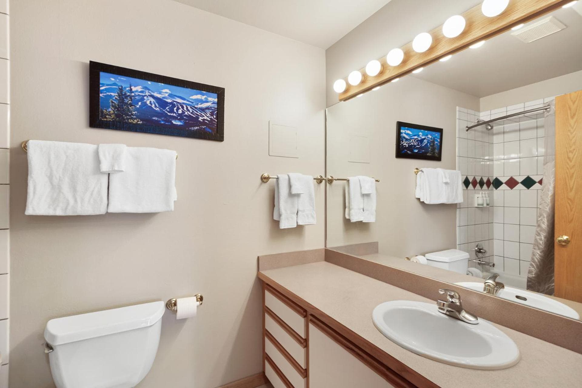 Gold Point Resort Breckenridge by Vacatia property views in Breckenridge, CO — gallery photo 3