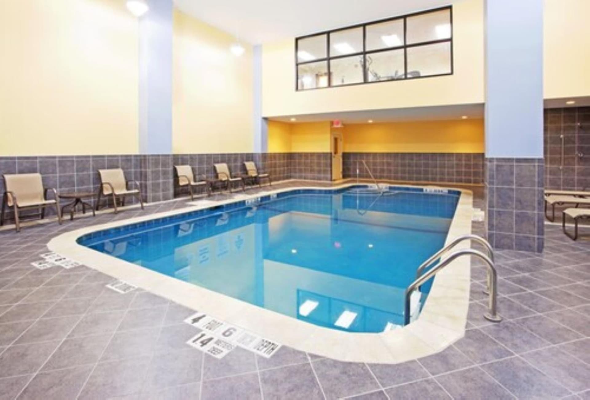 Holiday Inn Express & Suites Niagara Falls by IHG gallery photo in Niagara Falls, NY — image 18