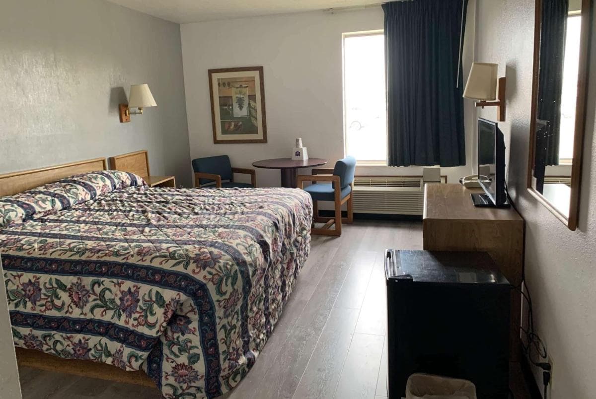 Travelodge by Wyndham Green River UT property views in Green River, UT — gallery photo 3