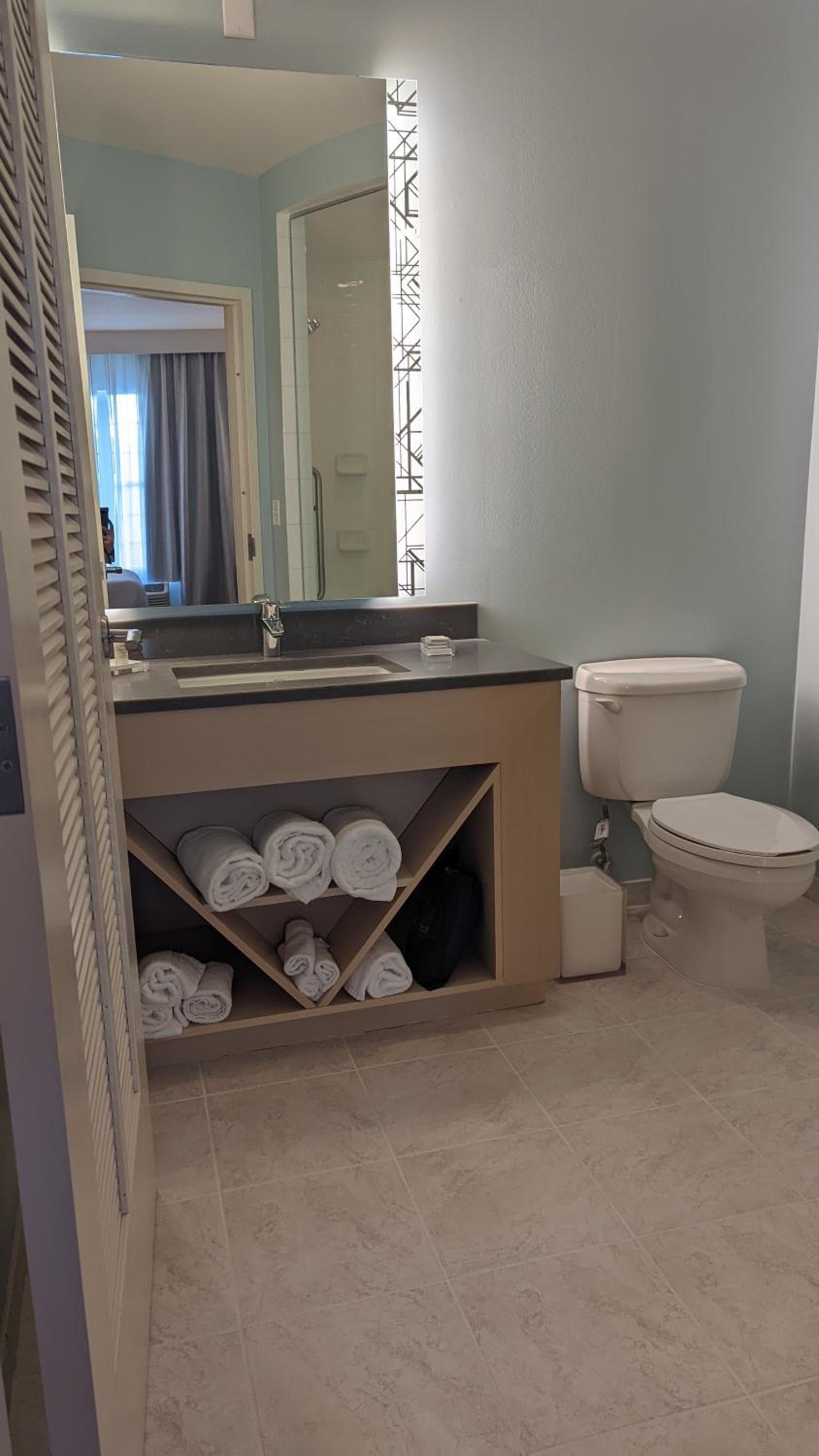 Hotel Indigo Jacksonville-Deerwood Park by IHG gallery photo in Jacksonville, FL — image 43