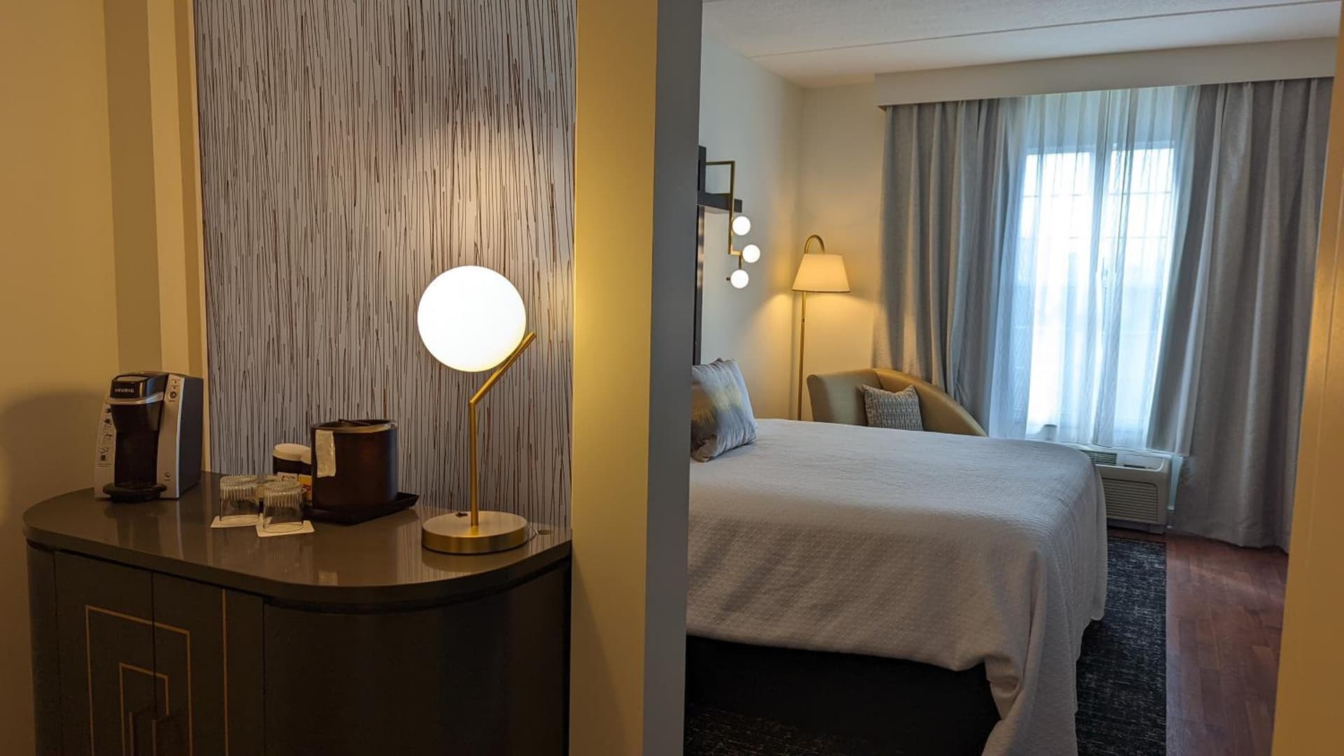 Hotel Indigo Jacksonville-Deerwood Park by IHG gallery photo in Jacksonville, FL — image 18