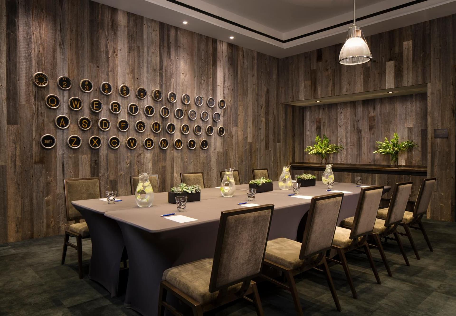 Hotel Van Zandt gallery photo in Austin, TX — image 37