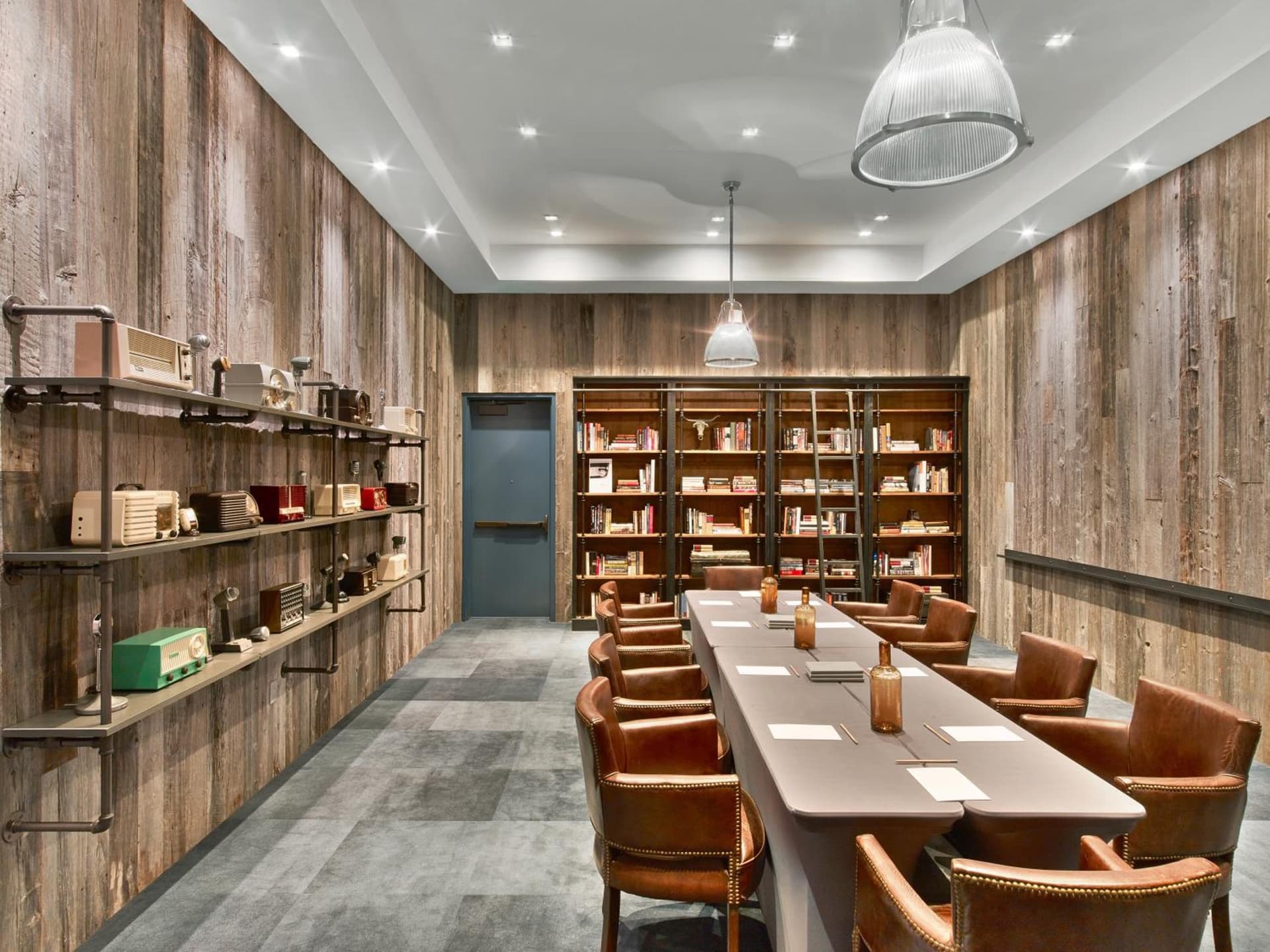 Hotel Van Zandt gallery photo in Austin, TX — image 9