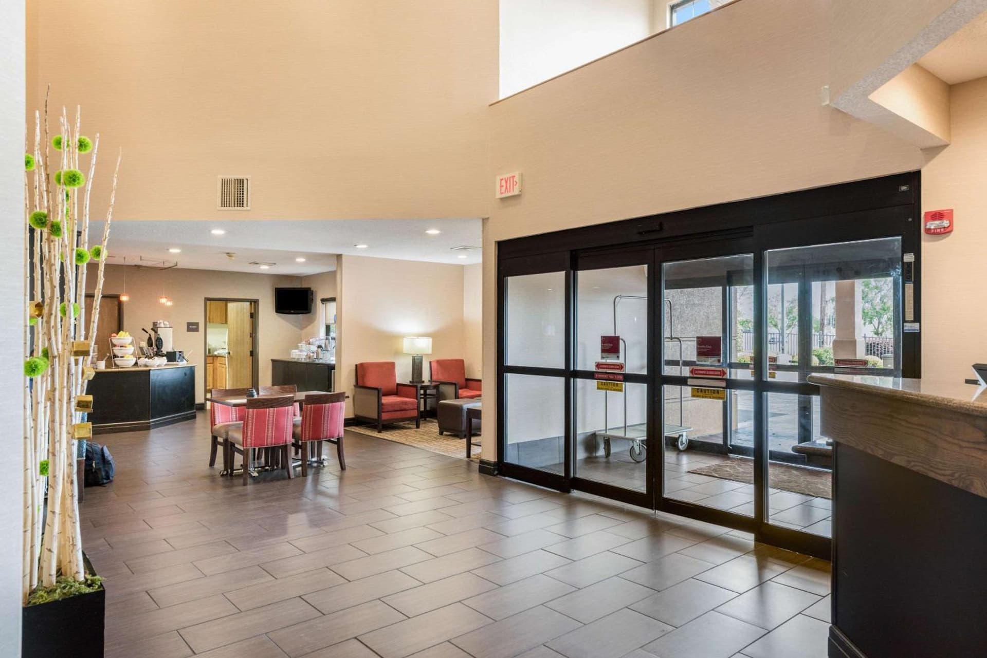 Comfort Suites Monroe gallery photo in Monroe, LA — image 46