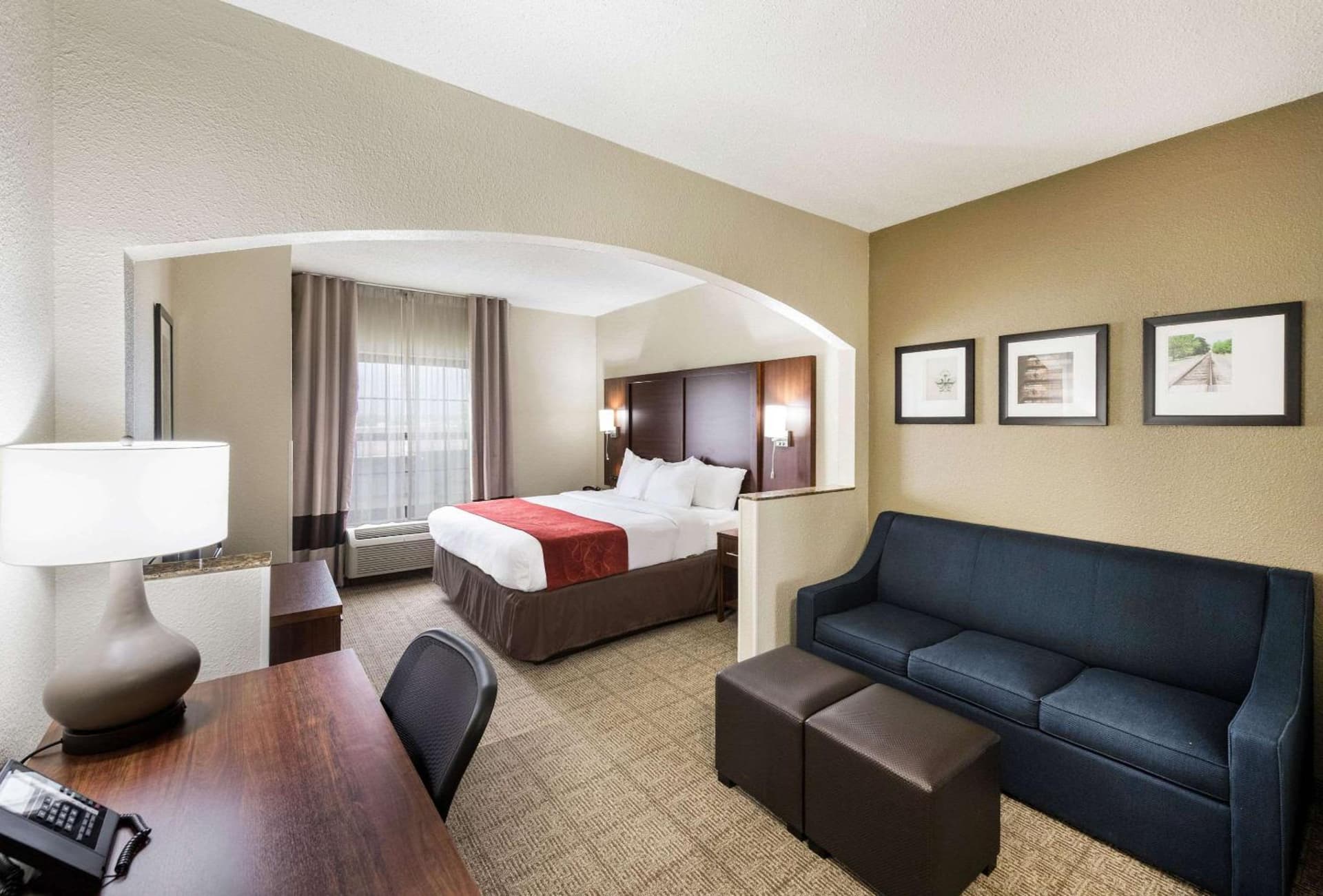 Comfort Suites Monroe interior in Monroe, LA — gallery photo 2