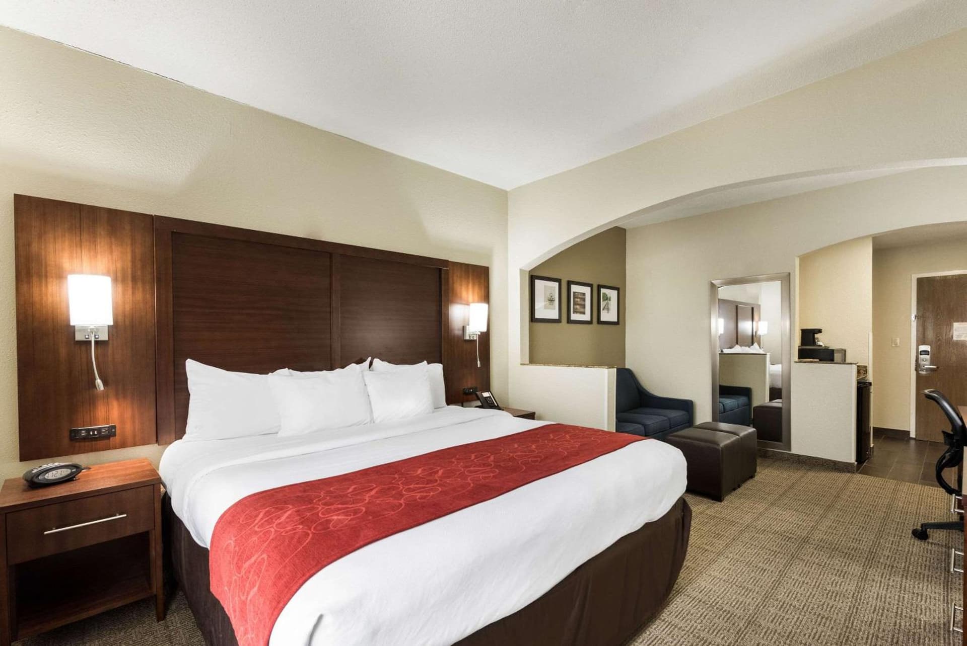 Comfort Suites Monroe gallery photo in Monroe, LA — image 16