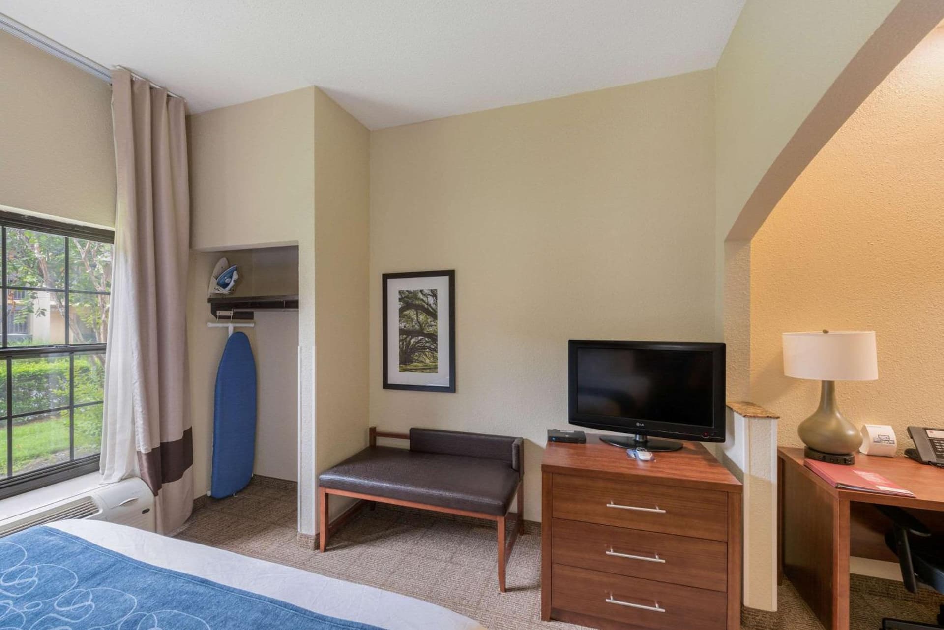 Comfort Suites Monroe gallery photo in Monroe, LA — image 7