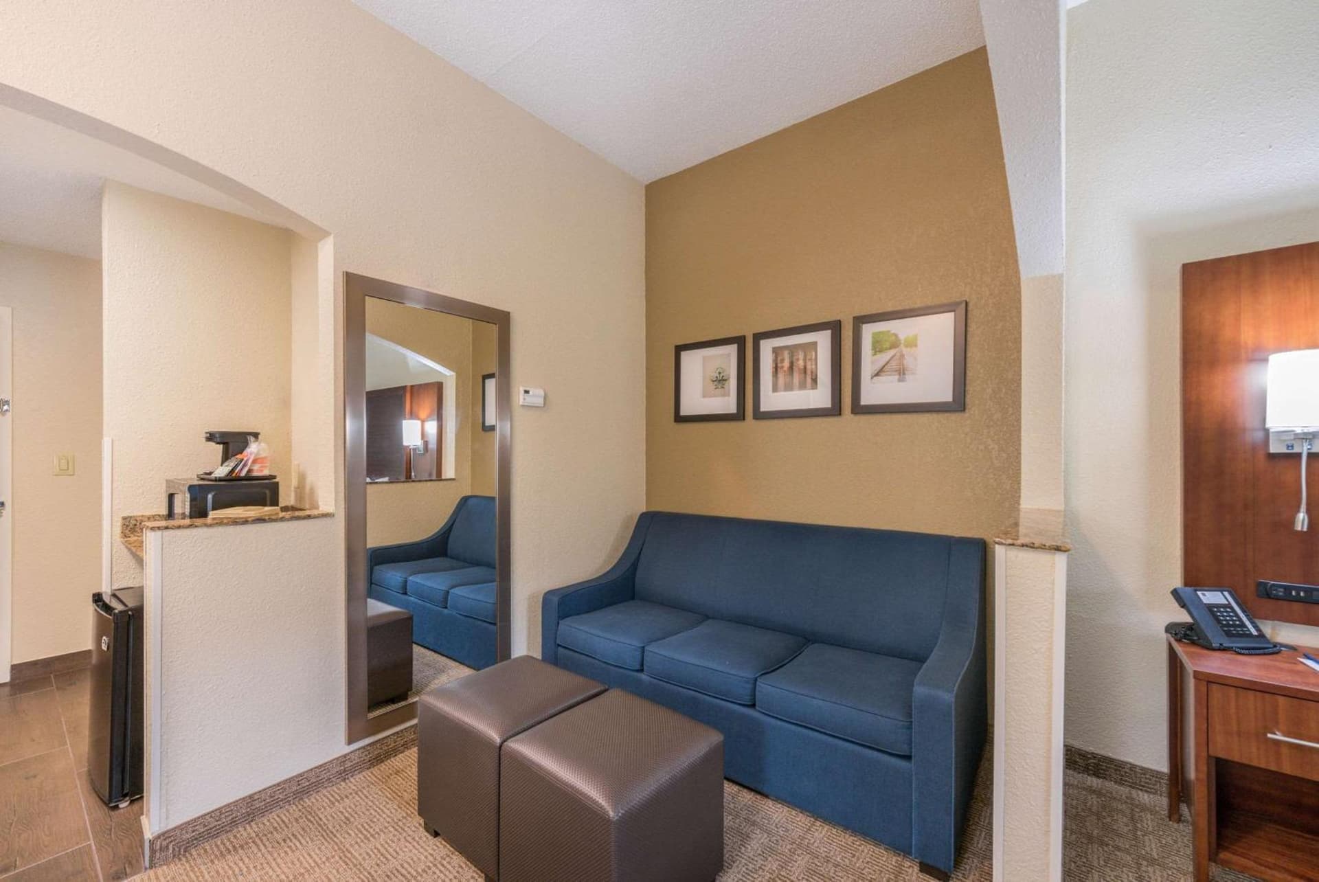 Comfort Suites Monroe gallery photo in Monroe, LA — image 33