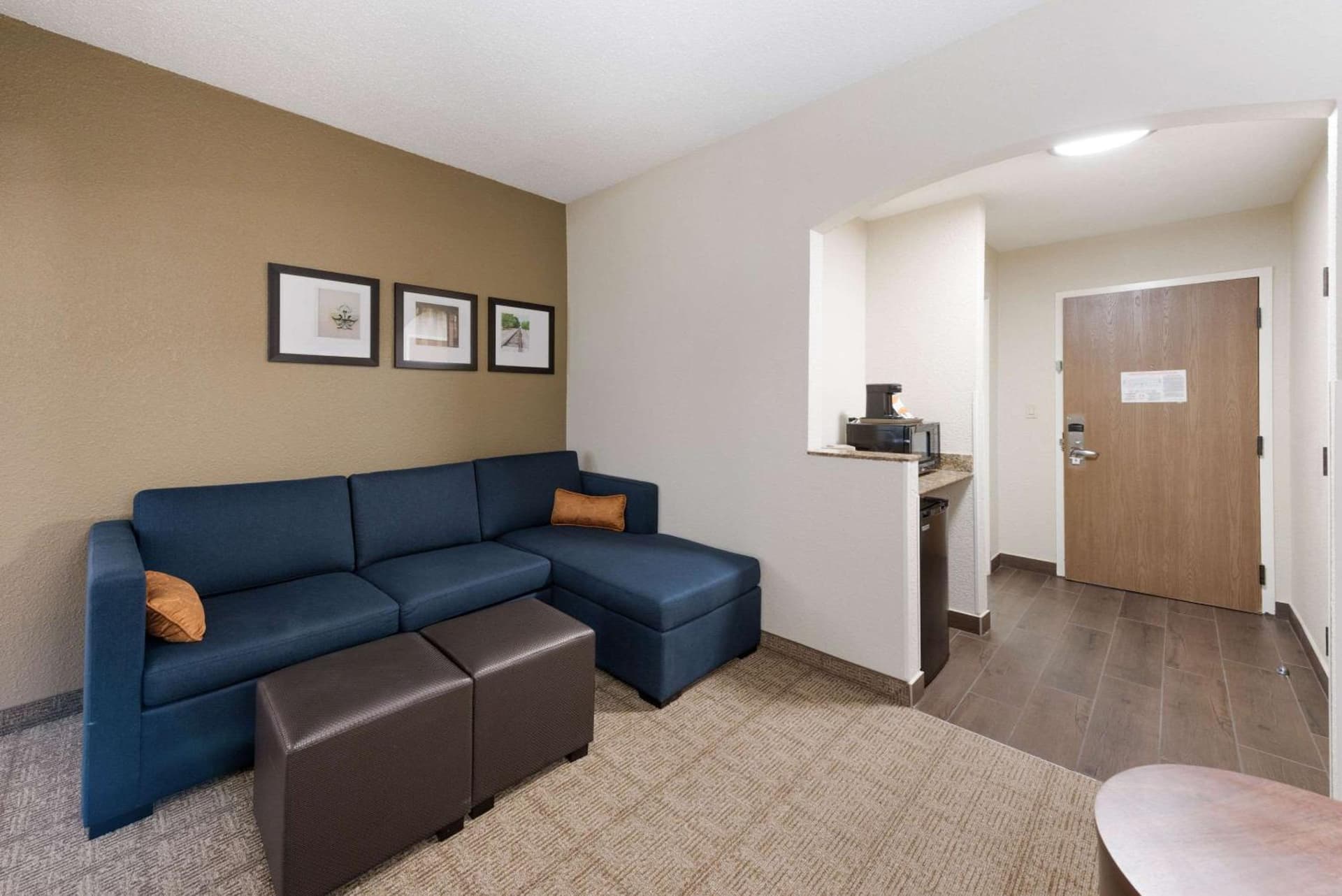 Comfort Suites Monroe gallery photo in Monroe, LA — image 57