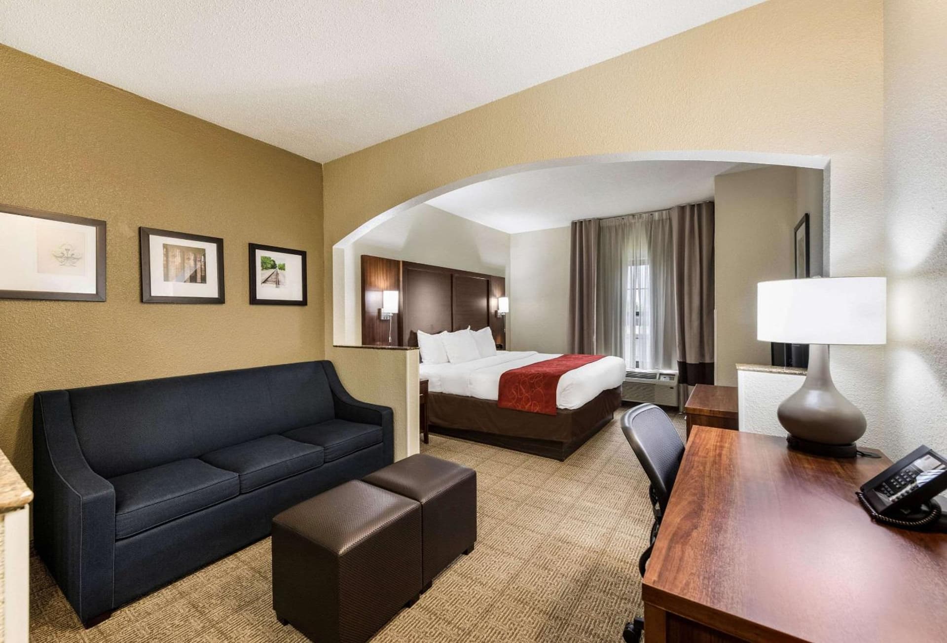 Comfort Suites Monroe gallery photo in Monroe, LA — image 19
