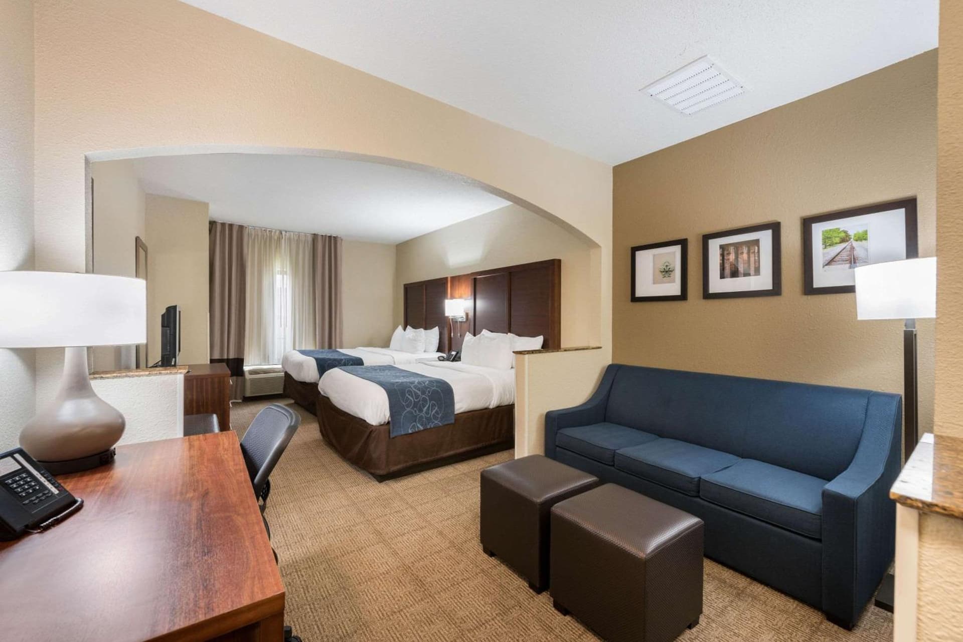 Comfort Suites Monroe gallery photo in Monroe, LA — image 9